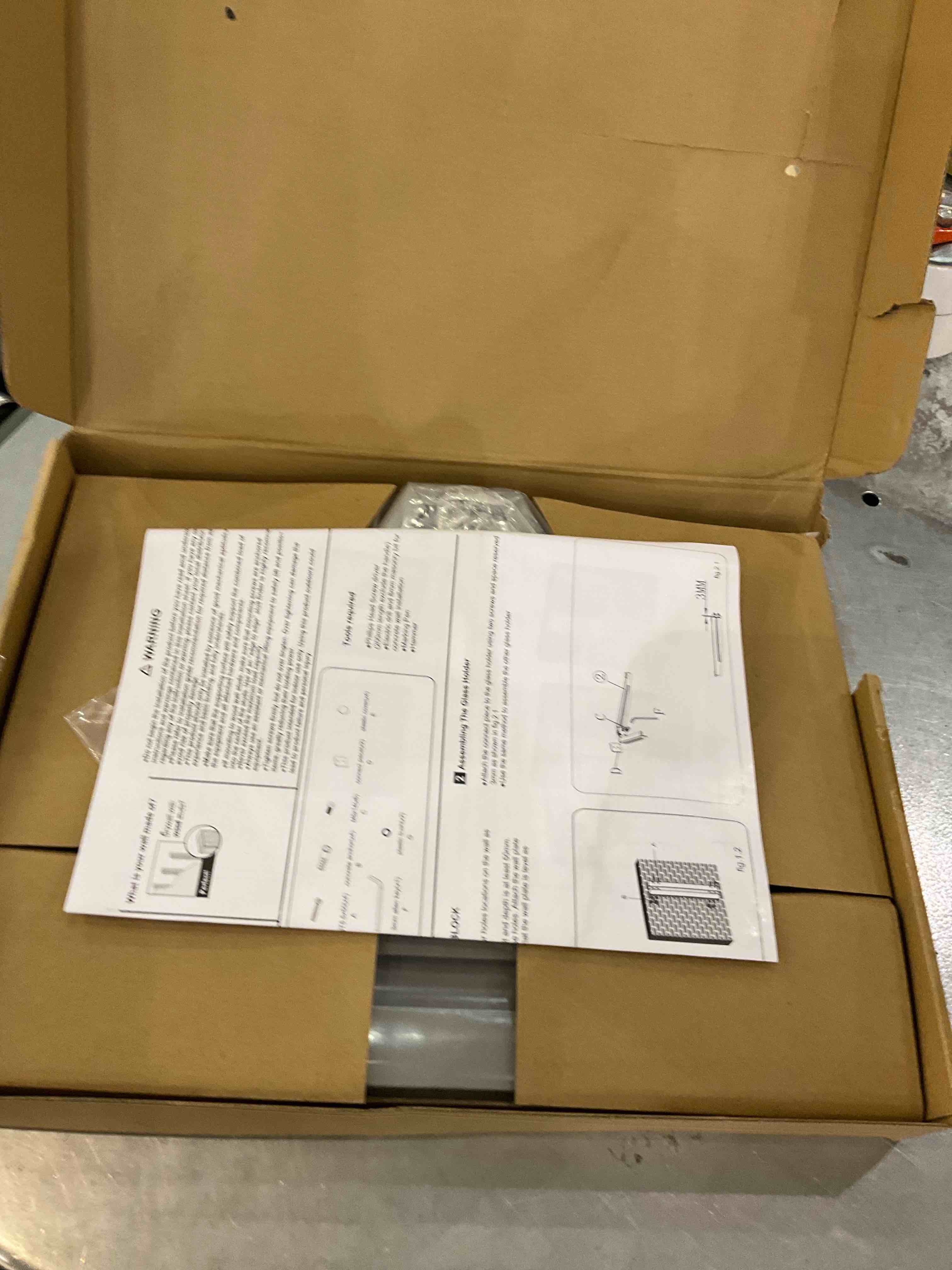 https://s3.amazonaws.com/lotting-images-prod/bidfta/EXS00835592_1699275174636.jpeg