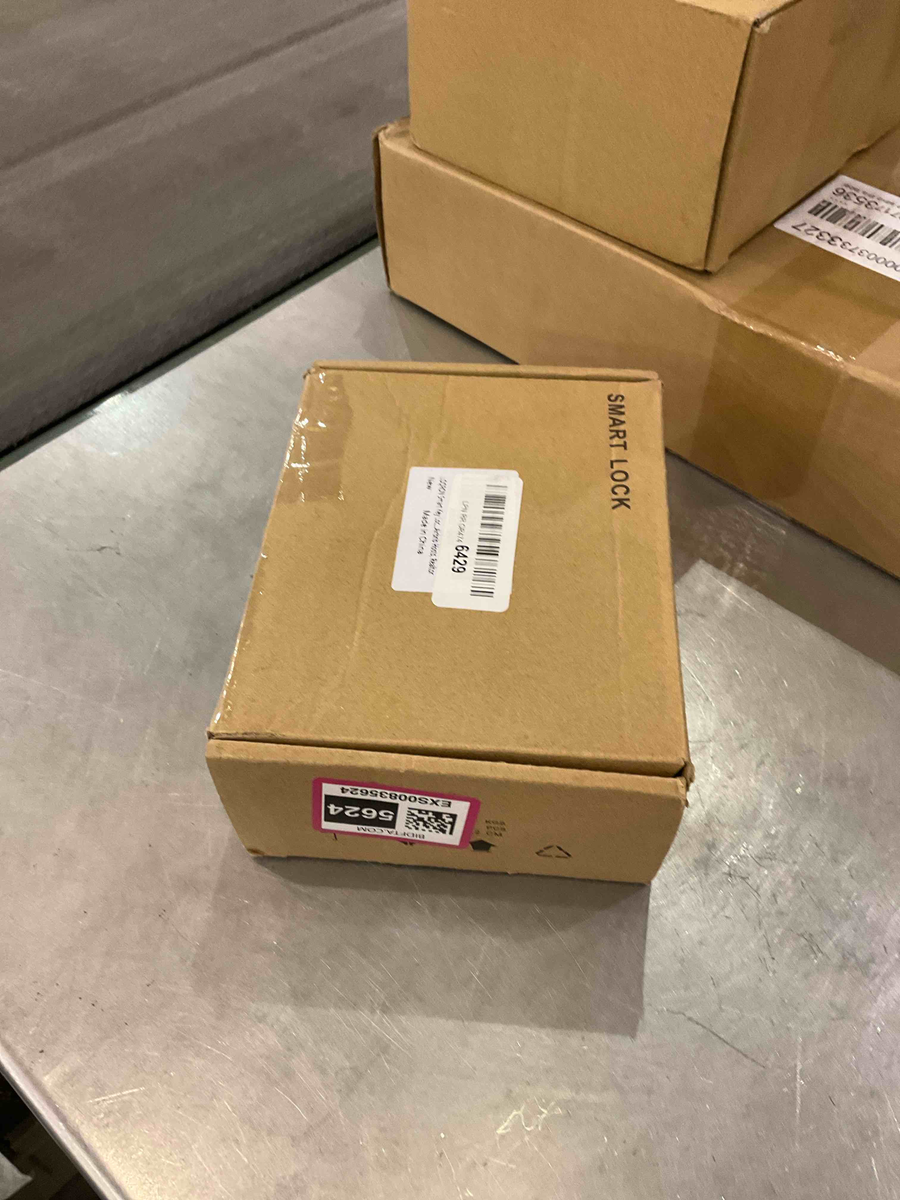 https://s3.amazonaws.com/lotting-images-prod/bidfta/EXS00835624_1699278755661.jpeg