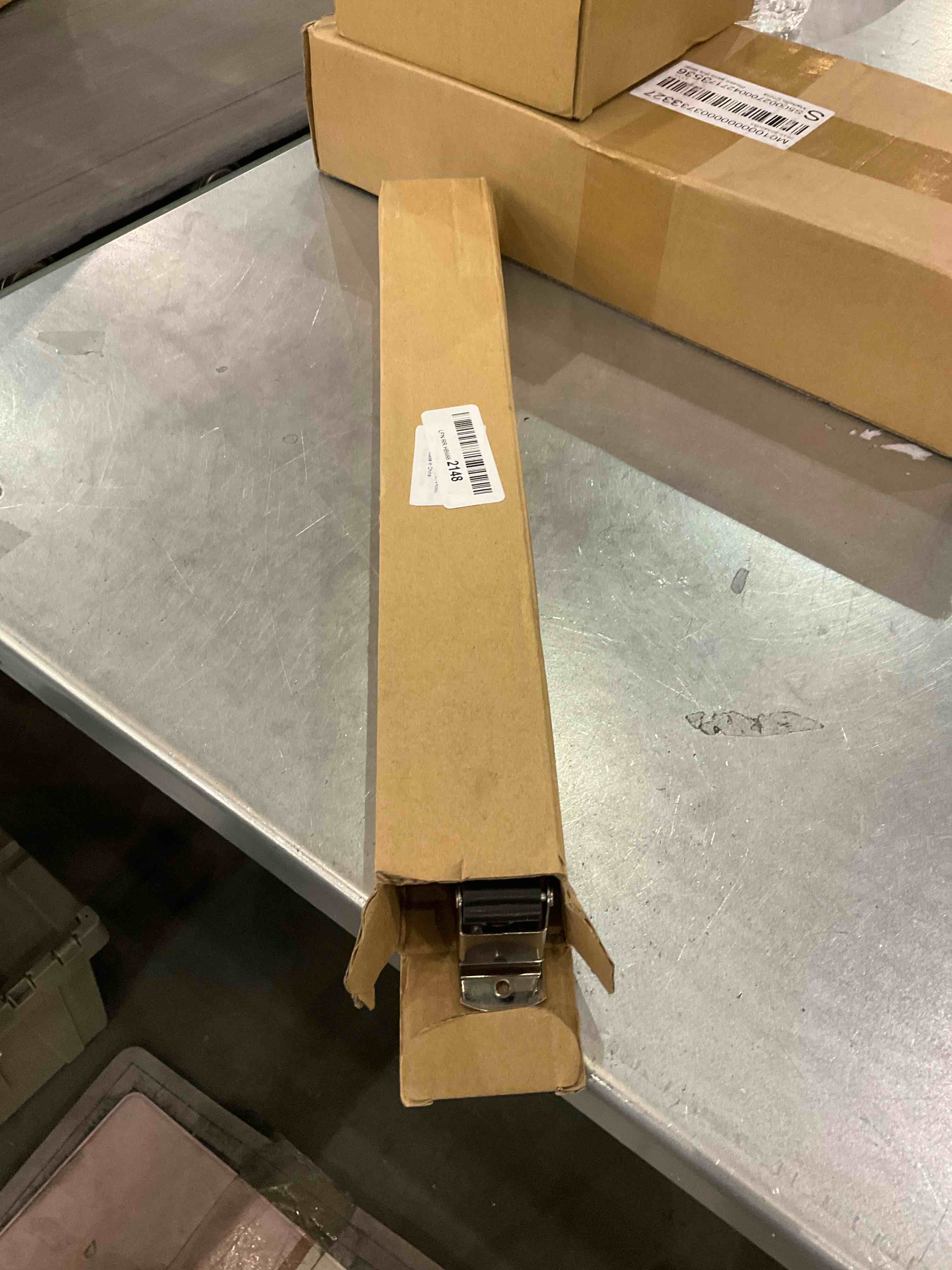 https://s3.amazonaws.com/lotting-images-prod/bidfta/EXS00835625_1699278794568.jpeg