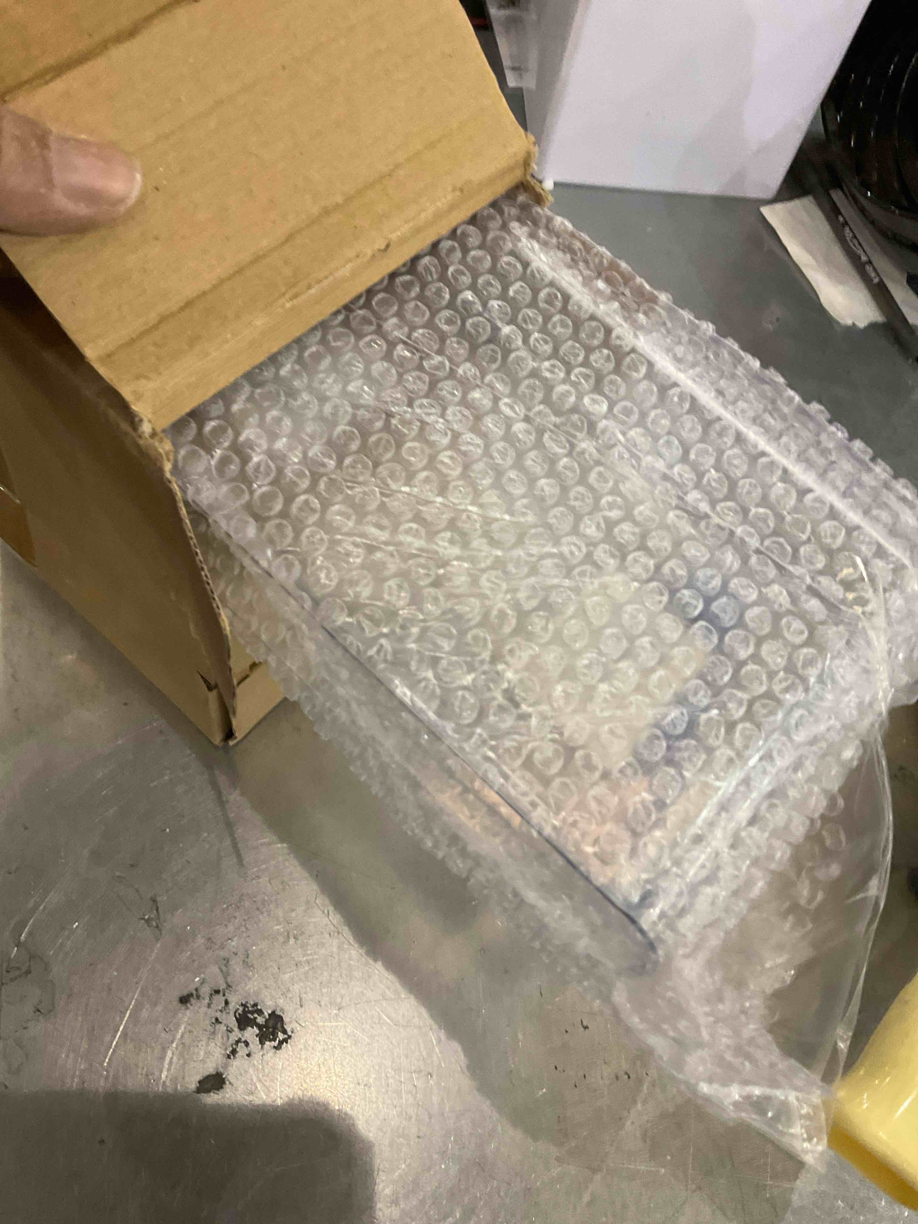 https://s3.amazonaws.com/lotting-images-prod/bidfta/EXS00836151_1698940360421.jpeg