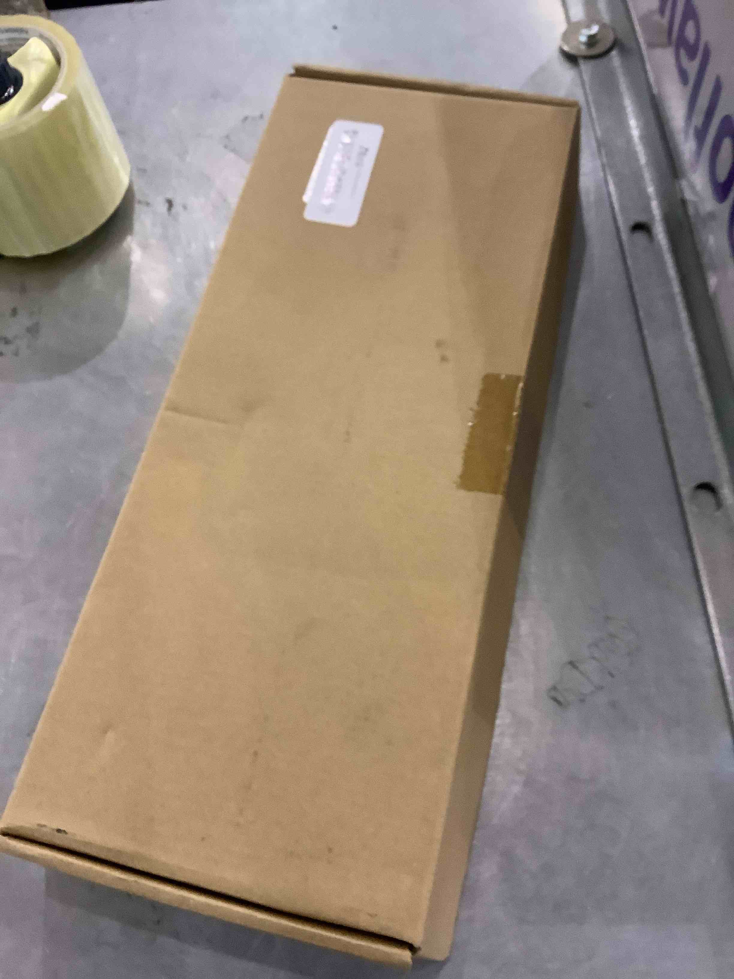 https://s3.amazonaws.com/lotting-images-prod/bidfta/EXS00836280_1699278606091.jpeg