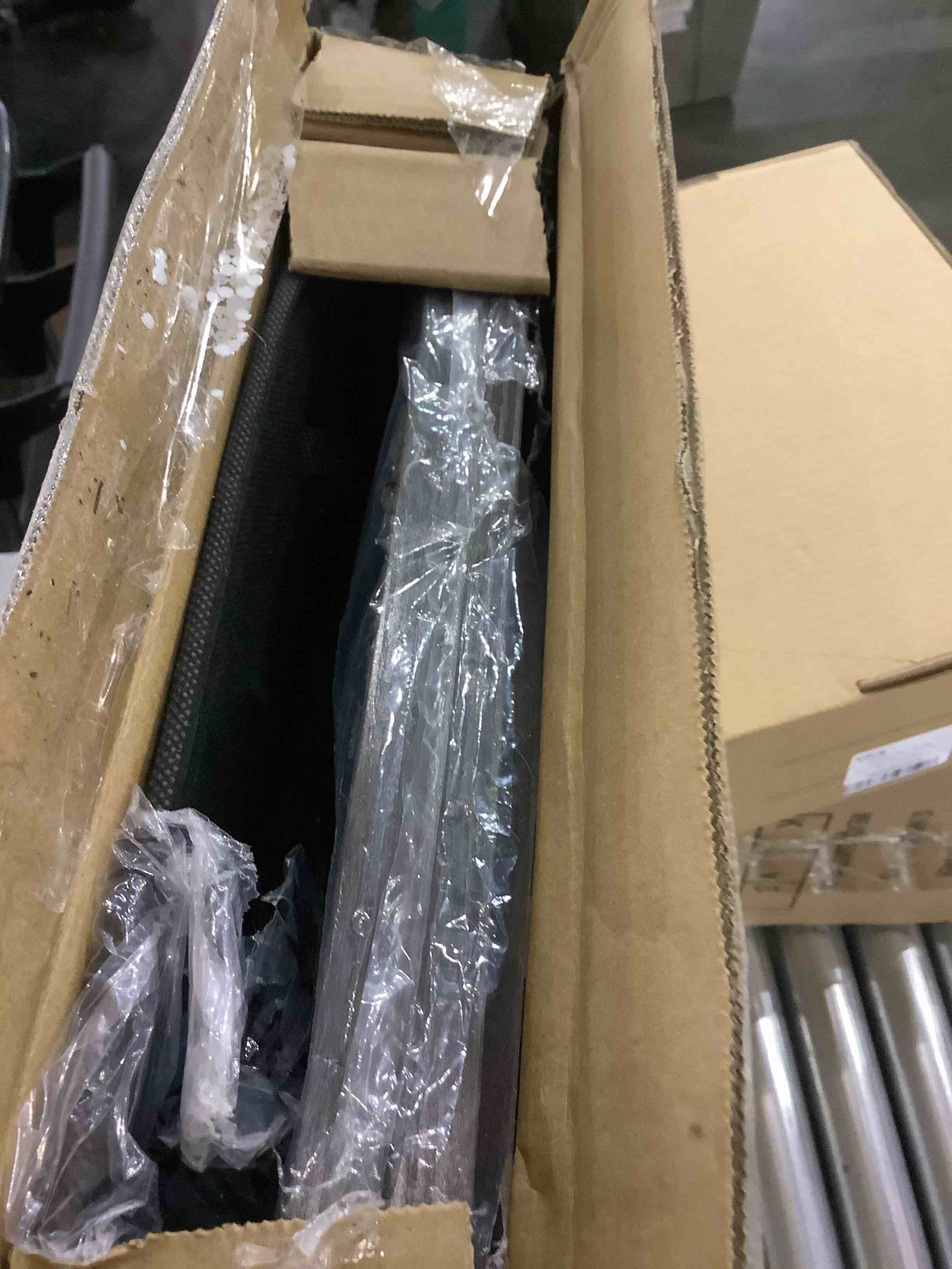 https://s3.amazonaws.com/lotting-images-prod/bidfta/EXS00836396_1699362894643.jpeg