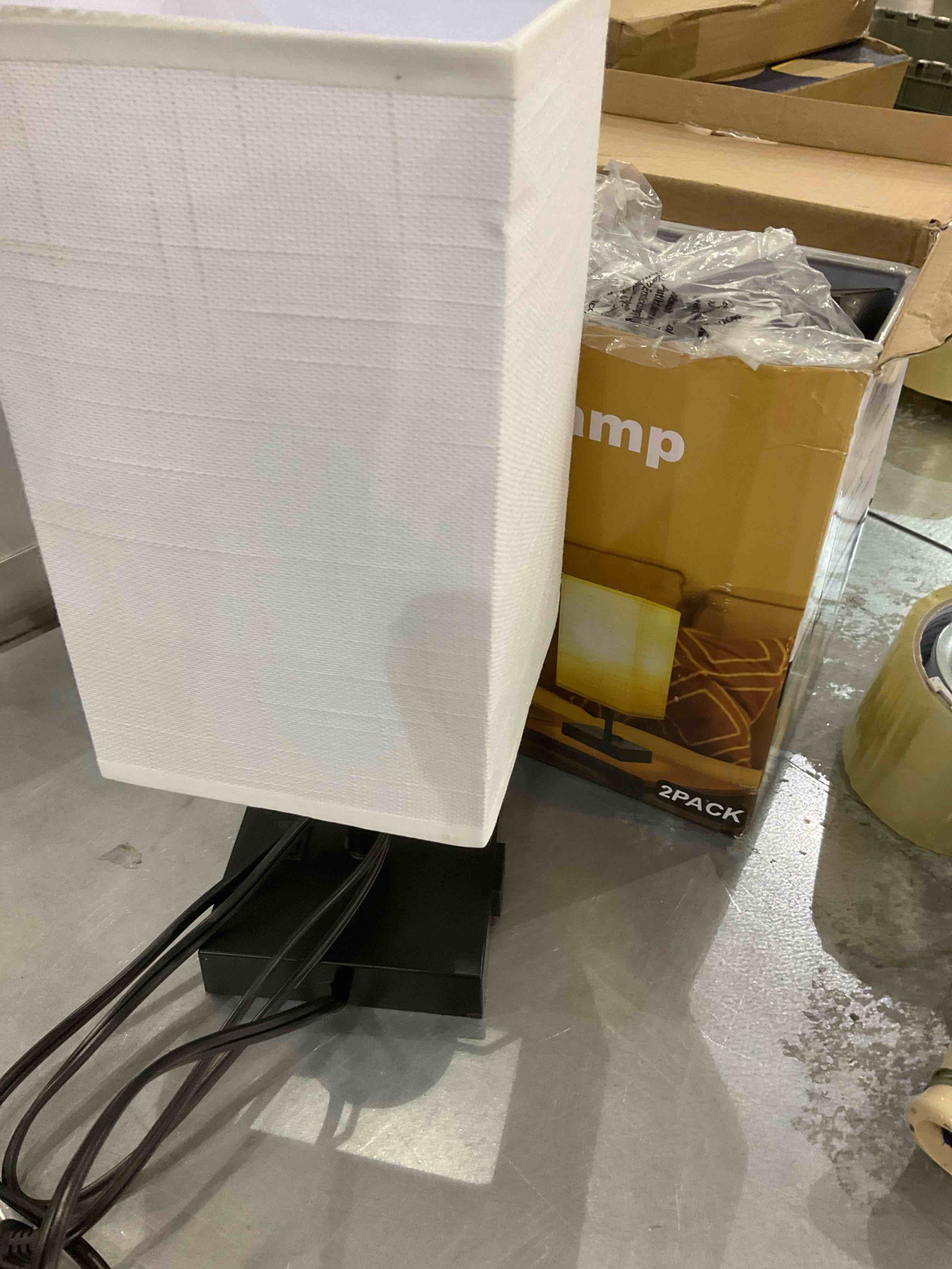 https://s3.amazonaws.com/lotting-images-prod/bidfta/EXS00836951_1700140596685.jpeg