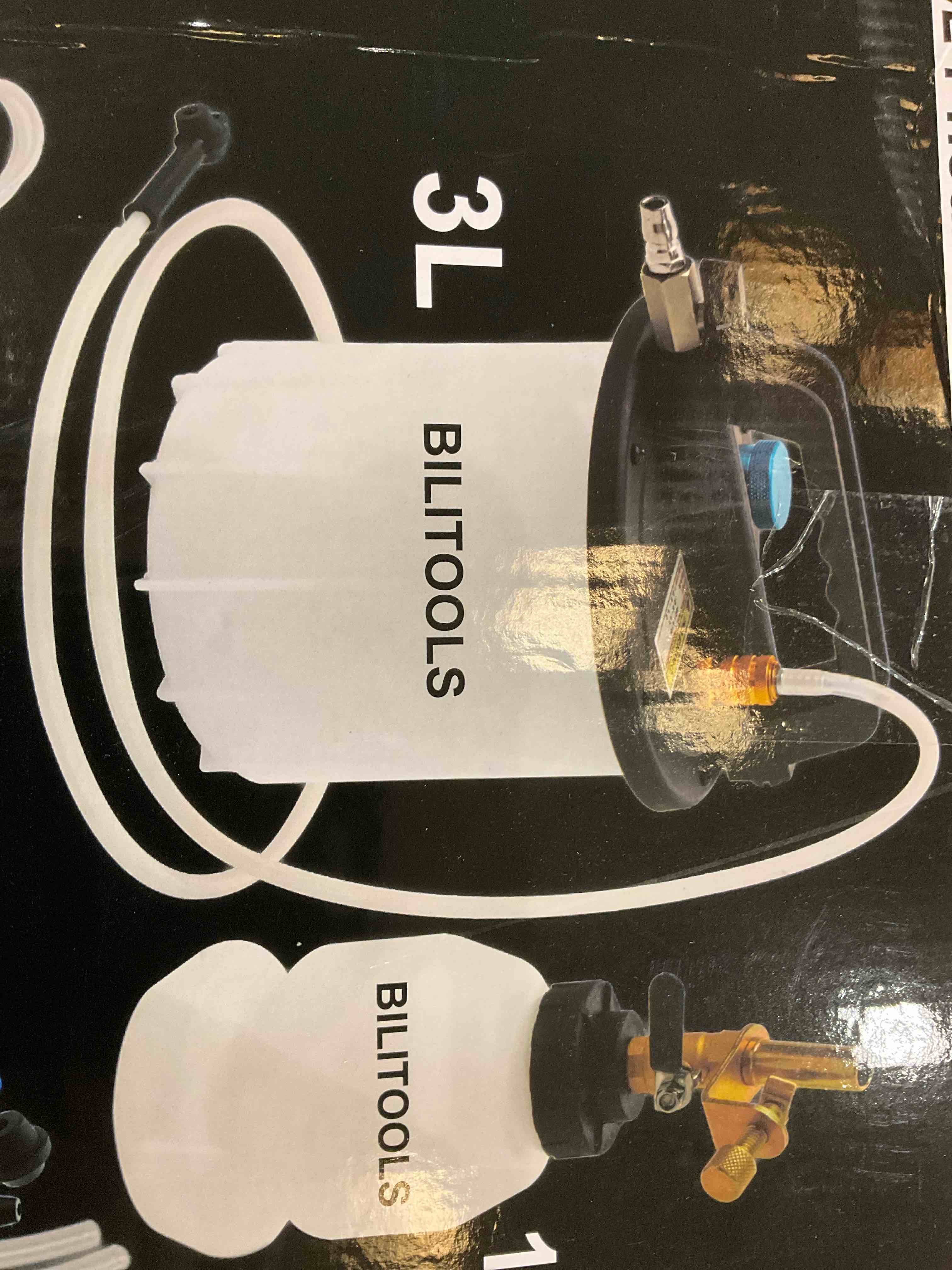 https://s3.amazonaws.com/lotting-images-prod/bidfta/EXS00837179_1699282277906.jpeg