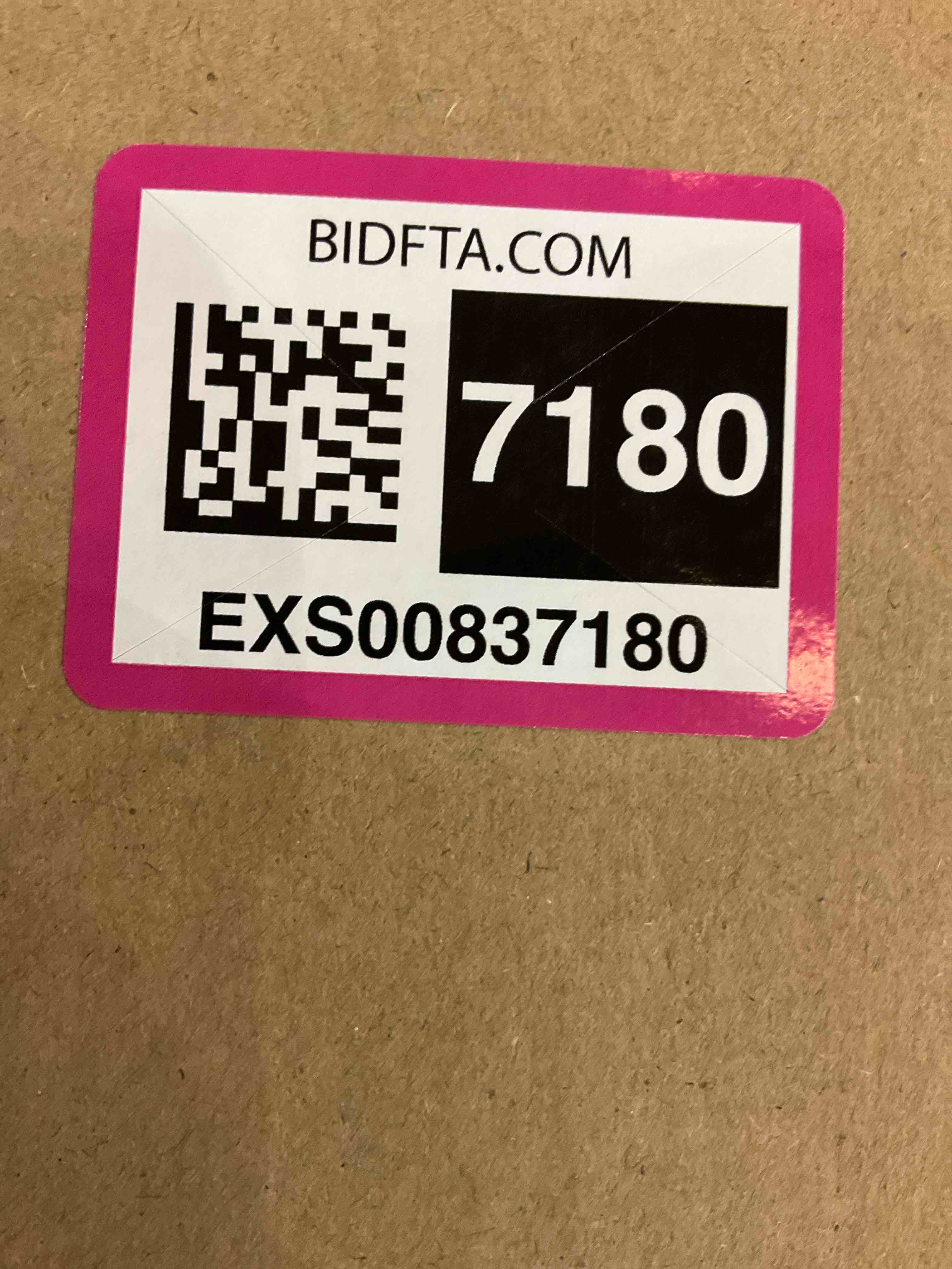 https://s3.amazonaws.com/lotting-images-prod/bidfta/EXS00837180_1699282361613.jpeg
