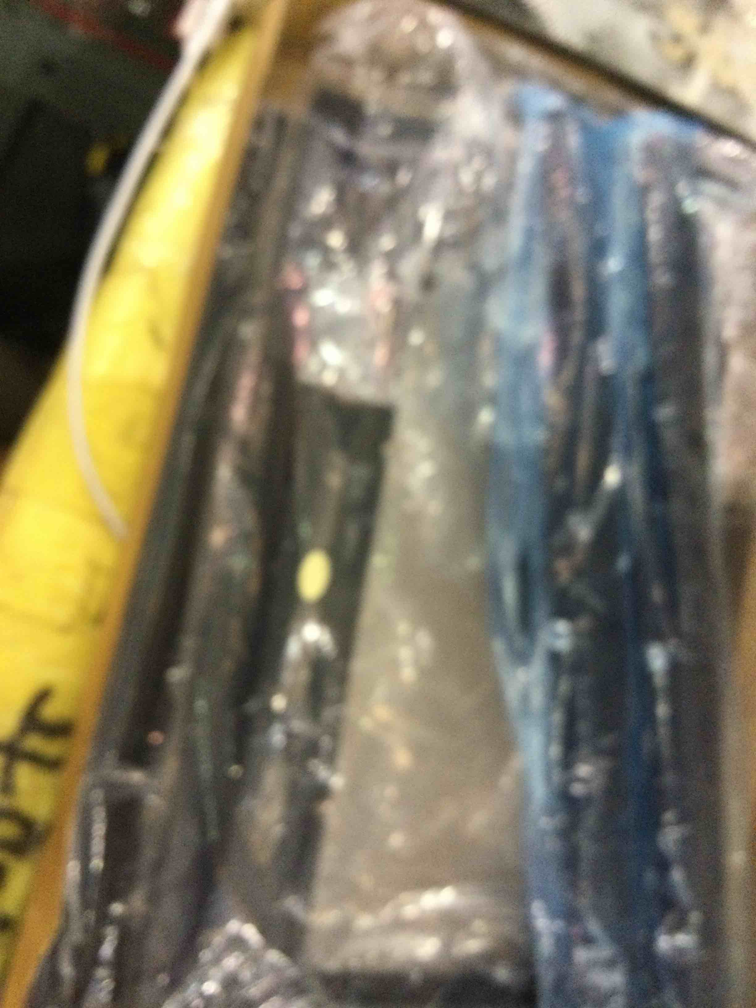 https://s3.amazonaws.com/lotting-images-prod/bidfta/EXS00837905_1700495868237.jpeg