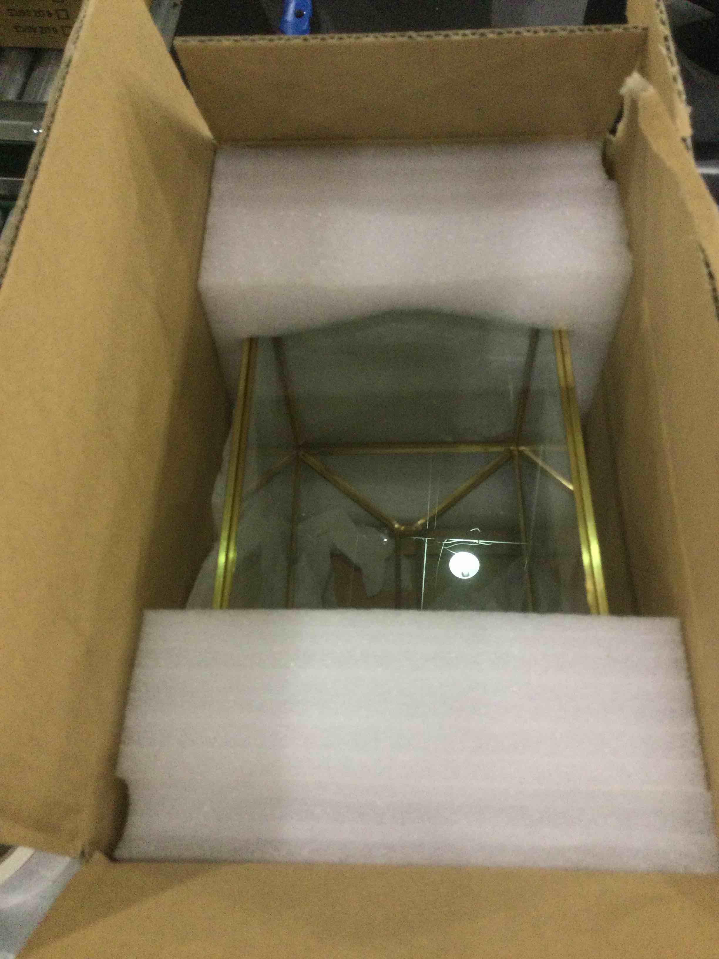 https://s3.amazonaws.com/lotting-images-prod/bidfta/EXS00838142_1698924634340.jpeg