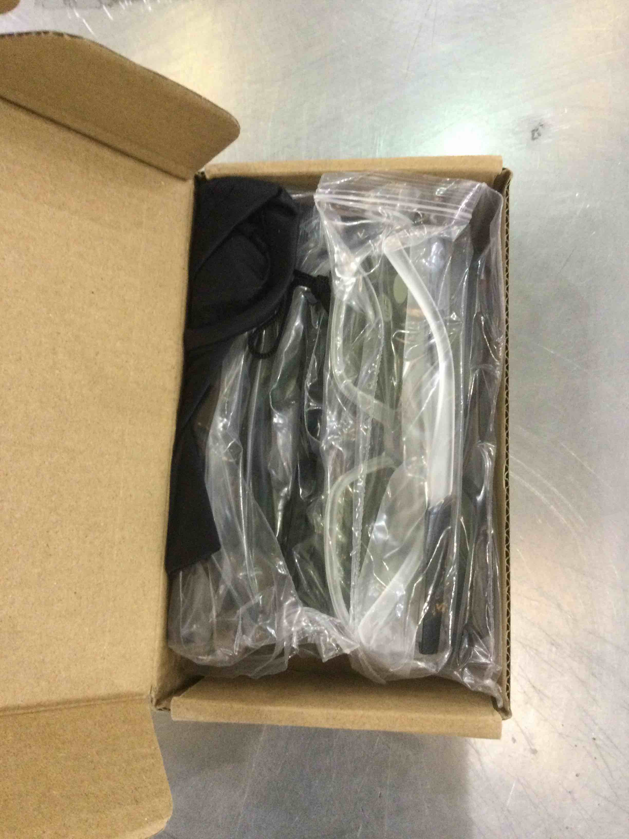 https://s3.amazonaws.com/lotting-images-prod/bidfta/EXS00838451_1699023337035.jpeg