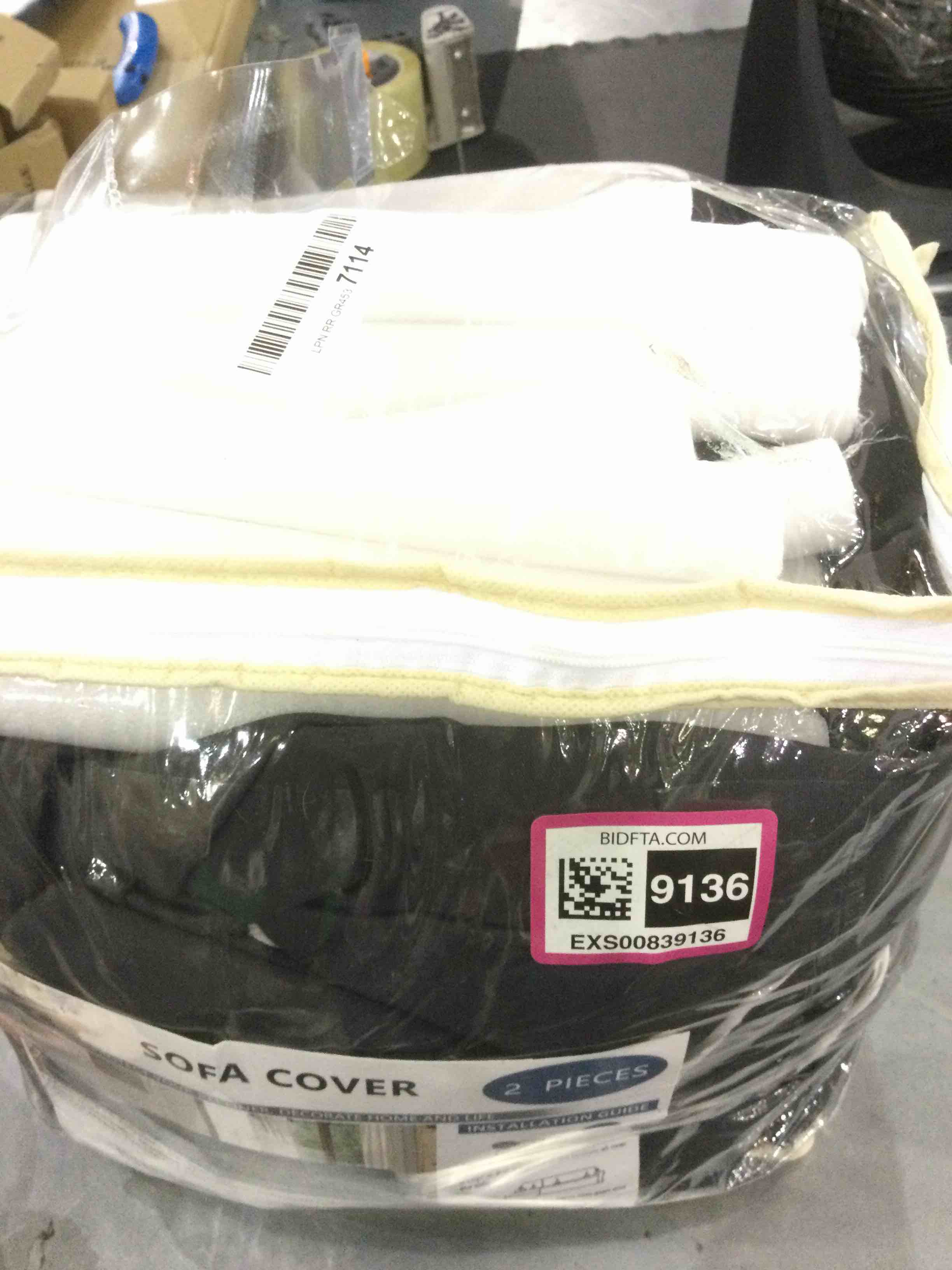 https://s3.amazonaws.com/lotting-images-prod/bidfta/EXS00839136_1699278924923.jpeg