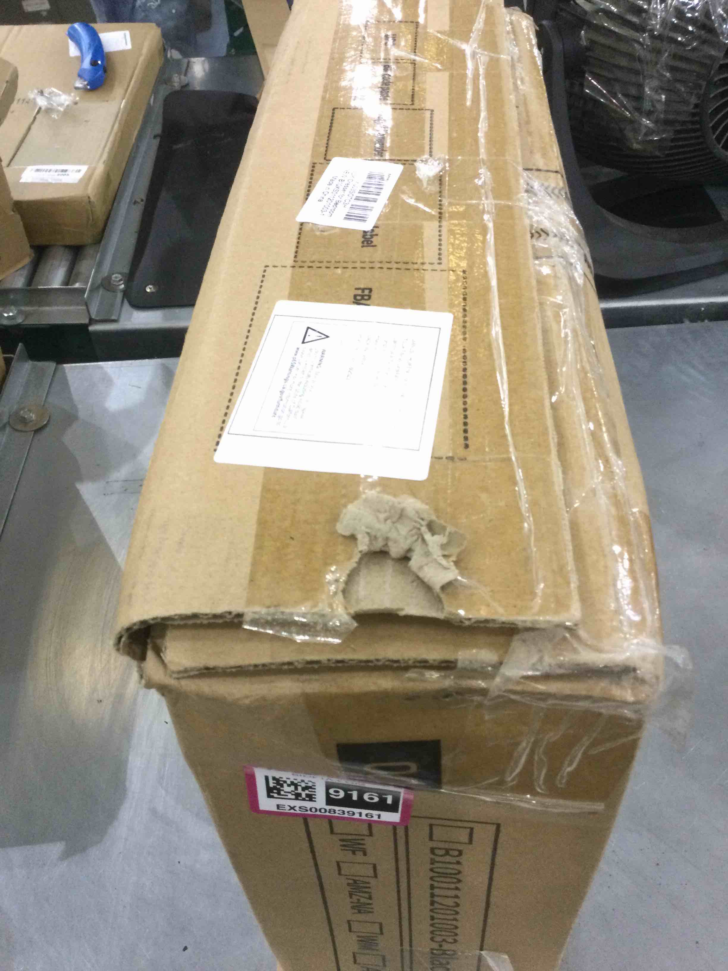 https://s3.amazonaws.com/lotting-images-prod/bidfta/EXS00839161_1699281492983.jpeg