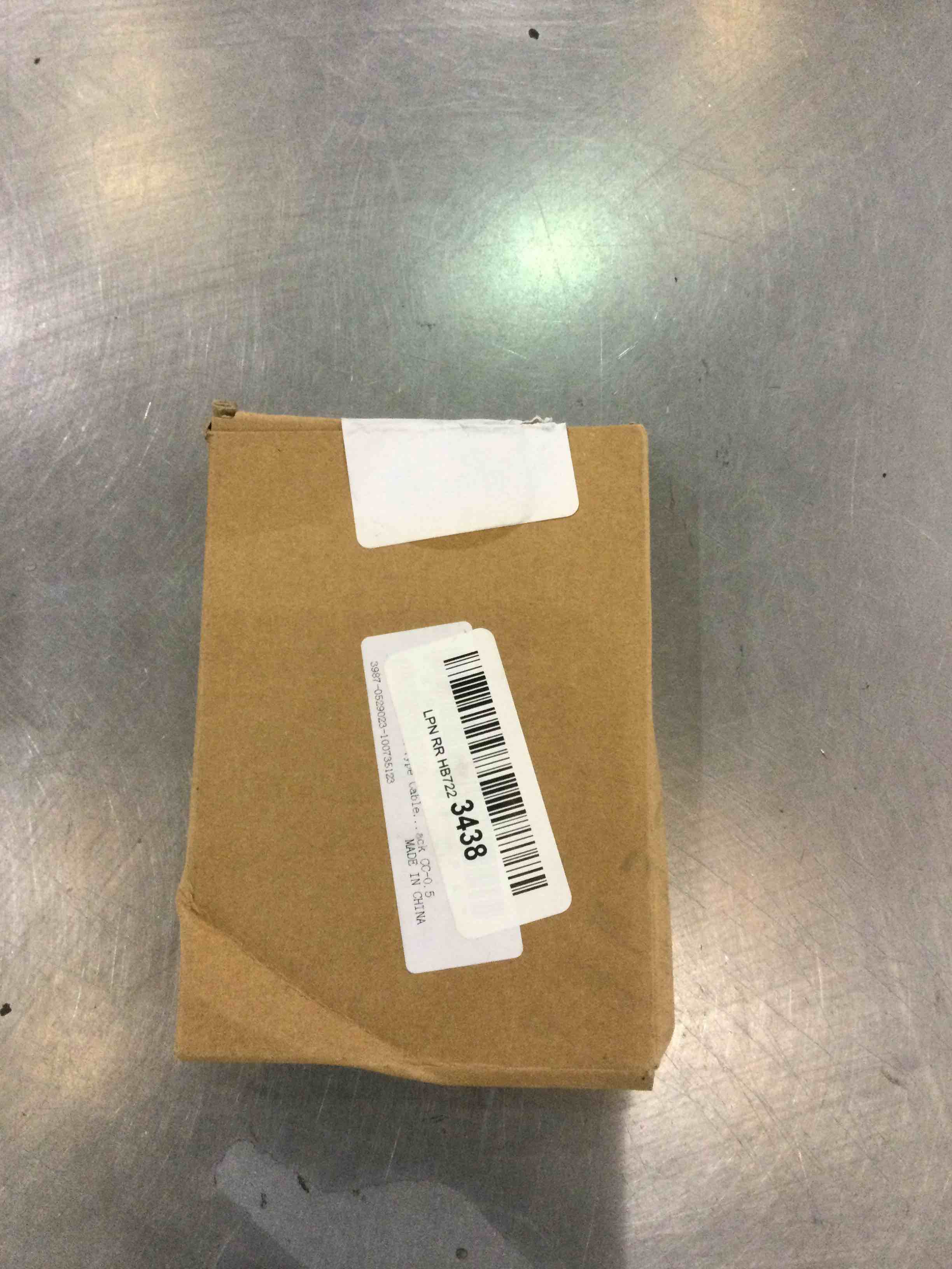 https://s3.amazonaws.com/lotting-images-prod/bidfta/EXS00839442_1699370121383.jpeg