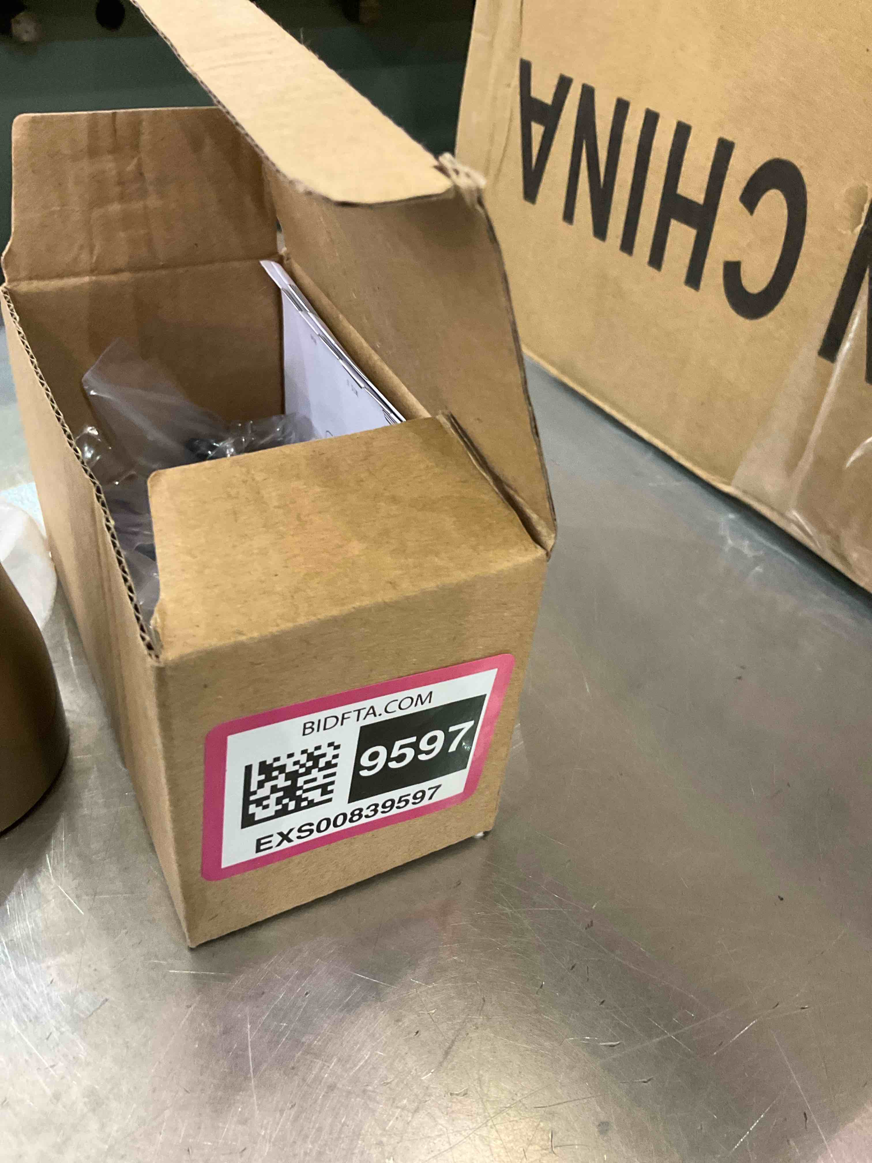 https://s3.amazonaws.com/lotting-images-prod/bidfta/EXS00839597_1699025523633.jpeg