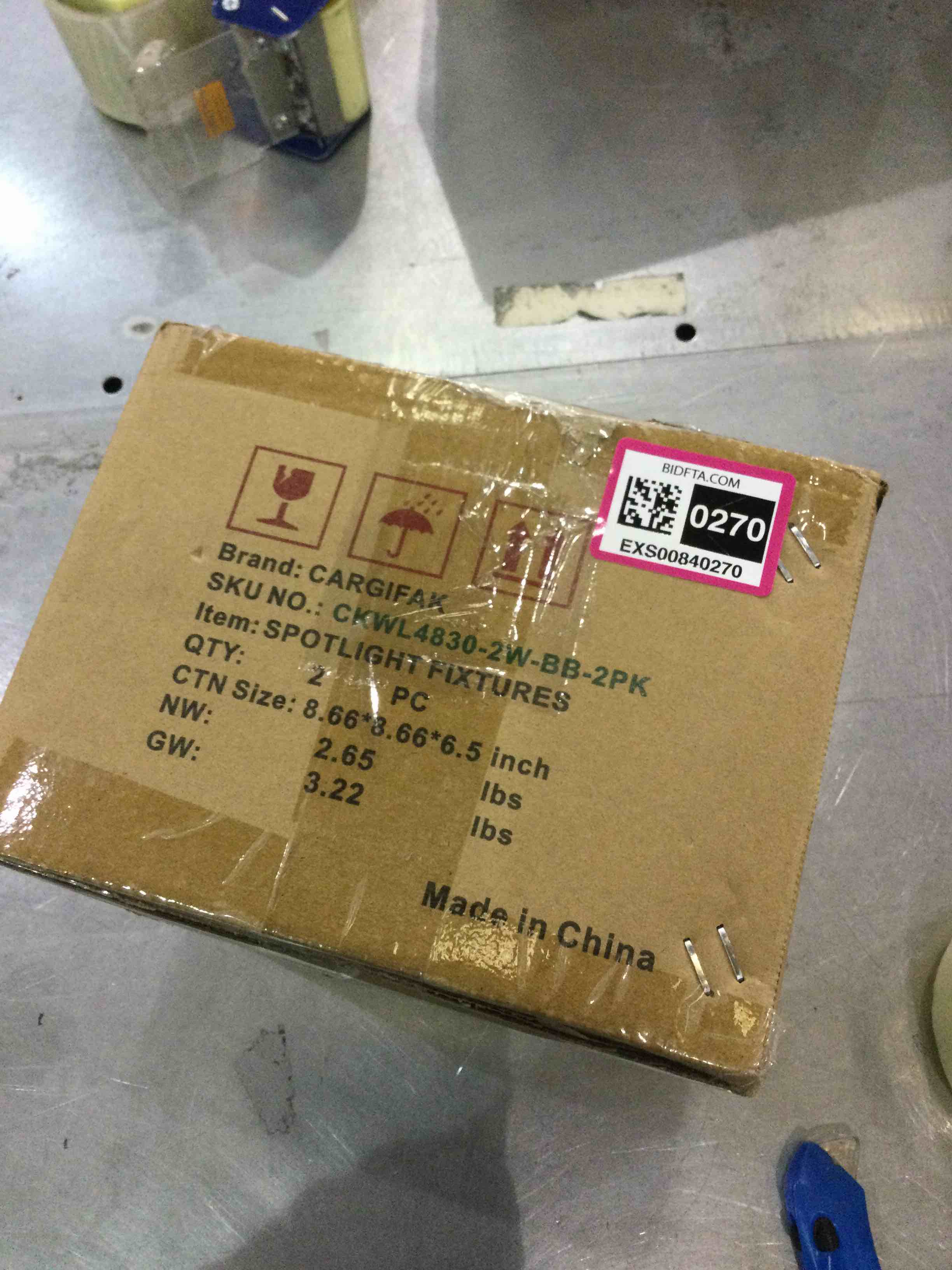 https://s3.amazonaws.com/lotting-images-prod/bidfta/EXS00840270_1704742778880.jpeg
