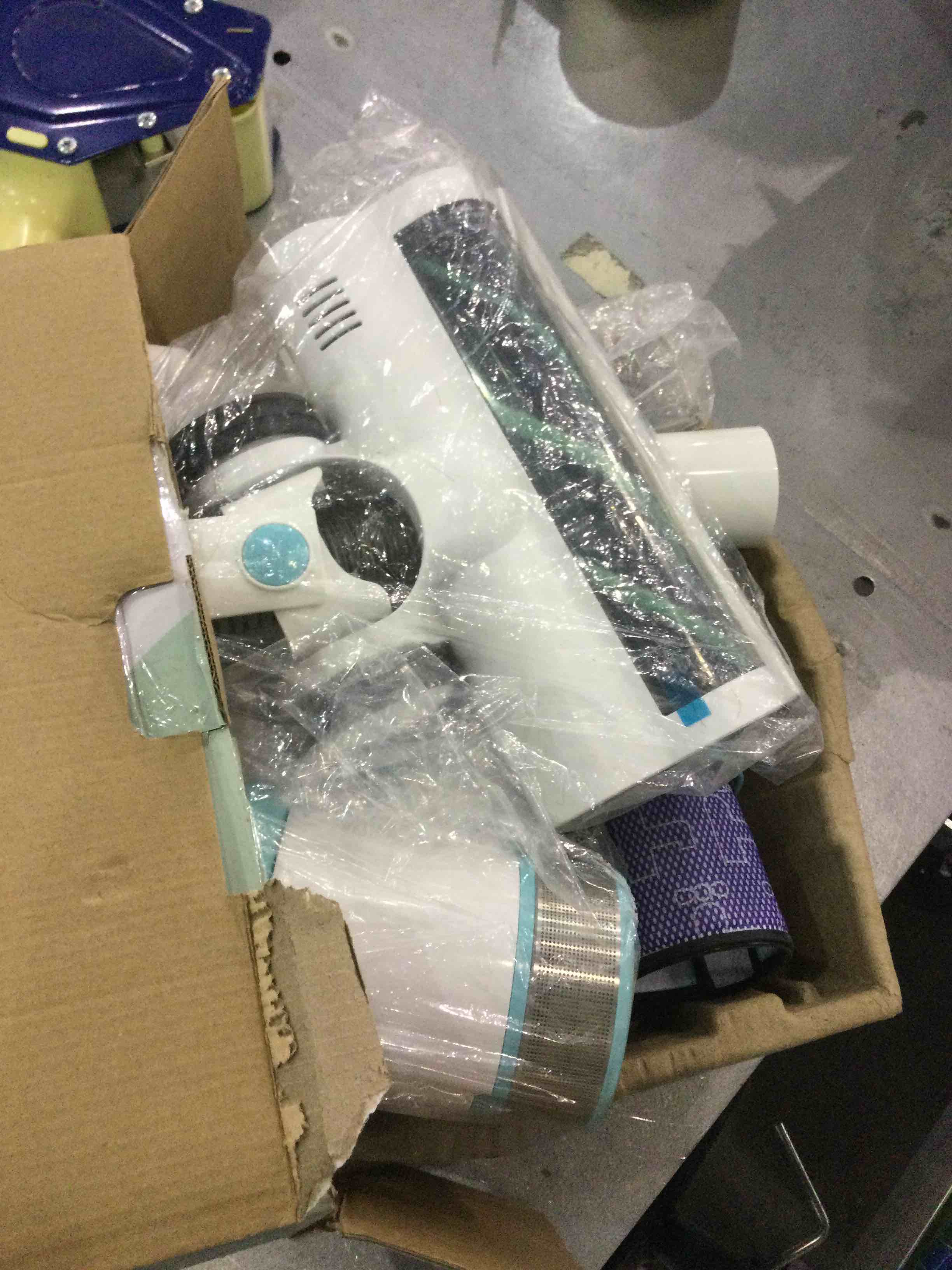https://s3.amazonaws.com/lotting-images-prod/bidfta/EXS00840352_1704807361428.jpeg