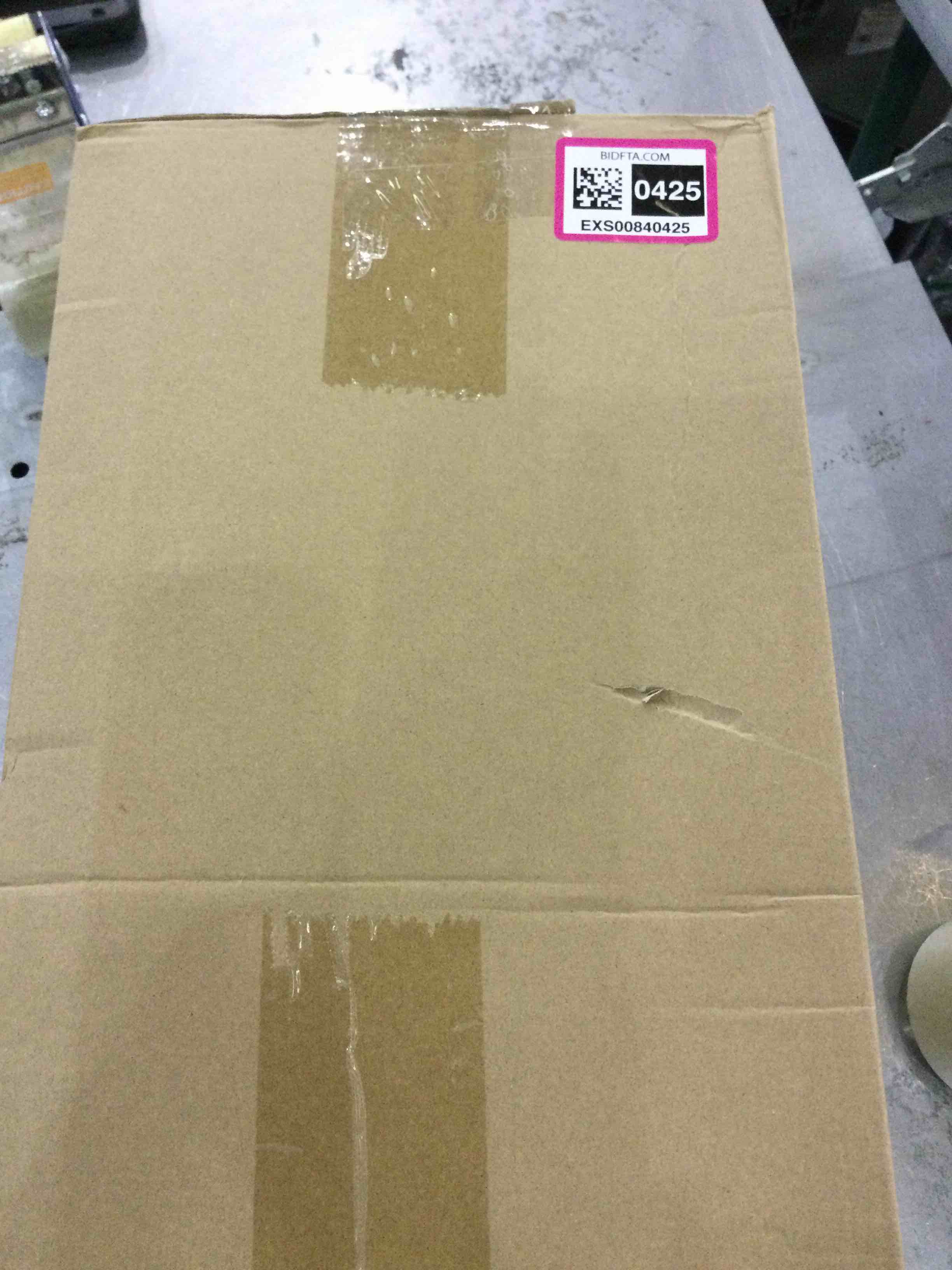 https://s3.amazonaws.com/lotting-images-prod/bidfta/EXS00840425_1704825364187.jpeg