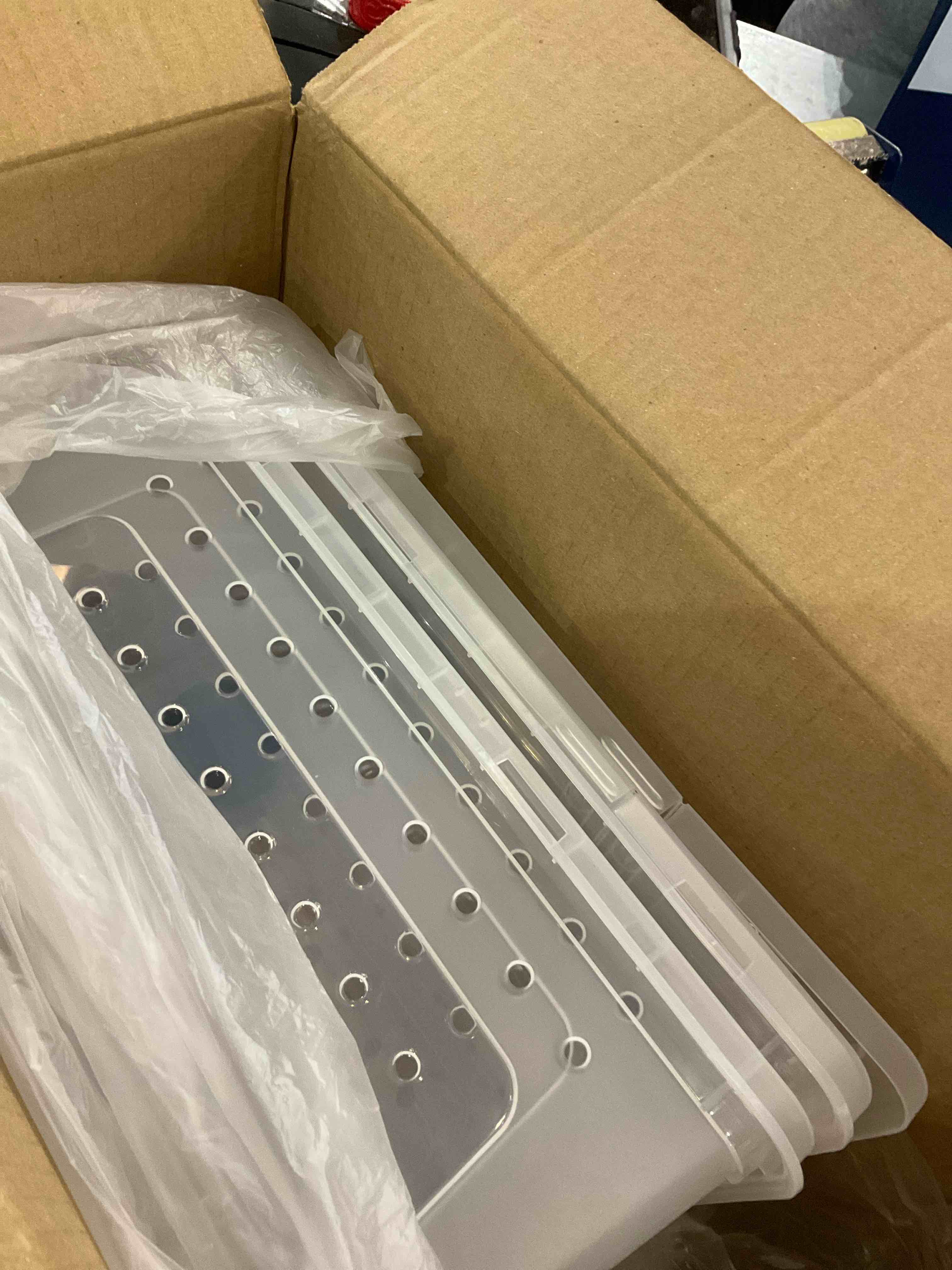 https://s3.amazonaws.com/lotting-images-prod/bidfta/EXS00840683_1704738250399.jpeg