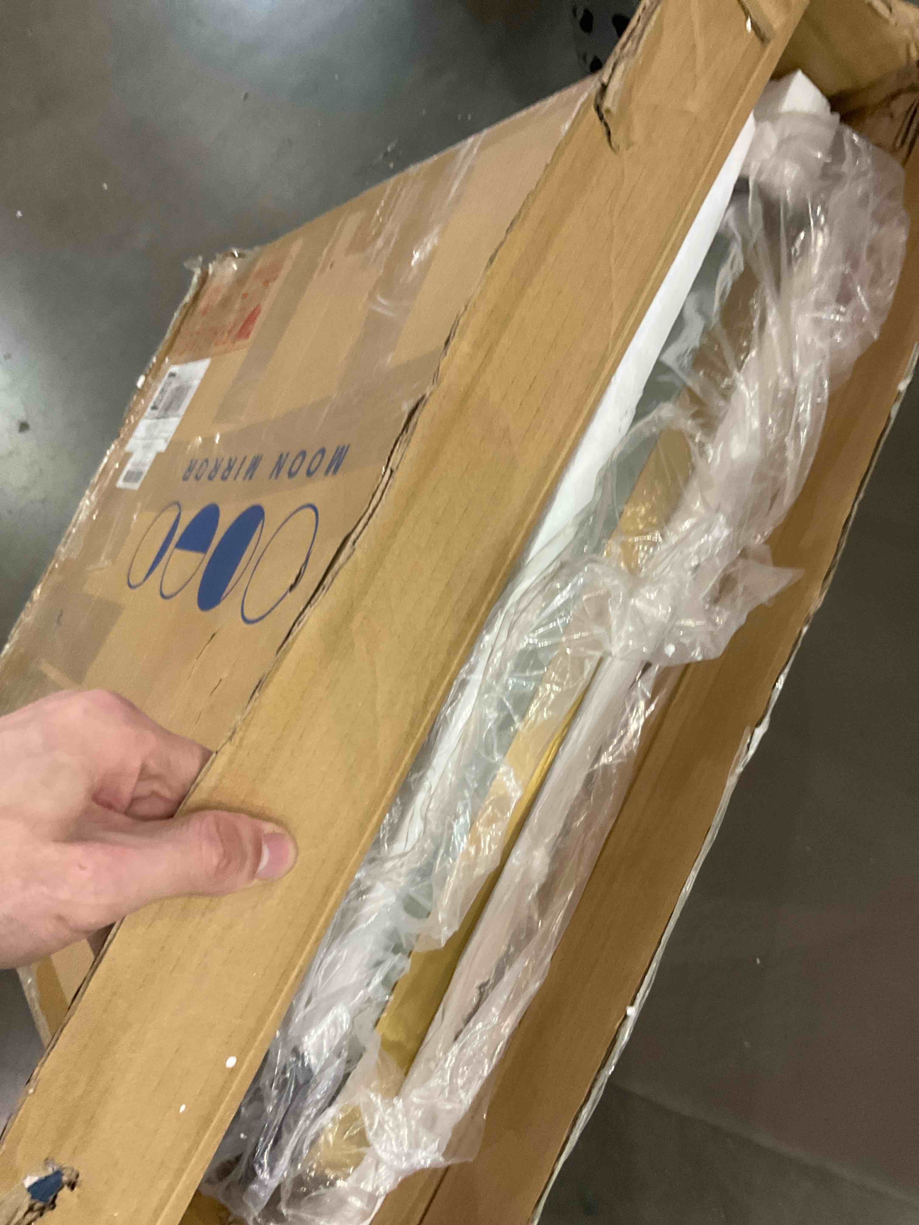https://s3.amazonaws.com/lotting-images-prod/bidfta/EXS00841442_1704742629979.jpeg