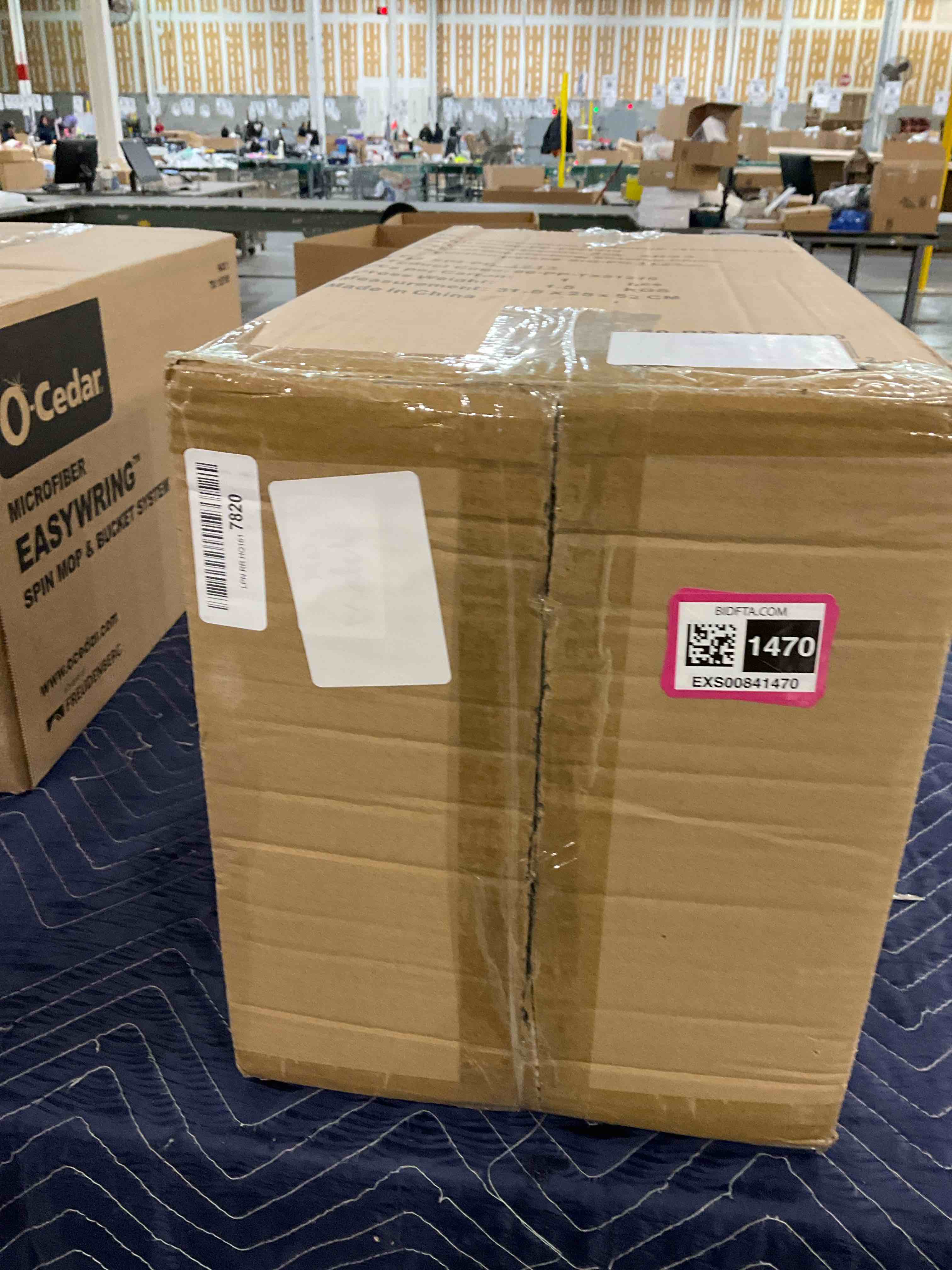 https://s3.amazonaws.com/lotting-images-prod/bidfta/EXS00841470_1705673980449.jpeg