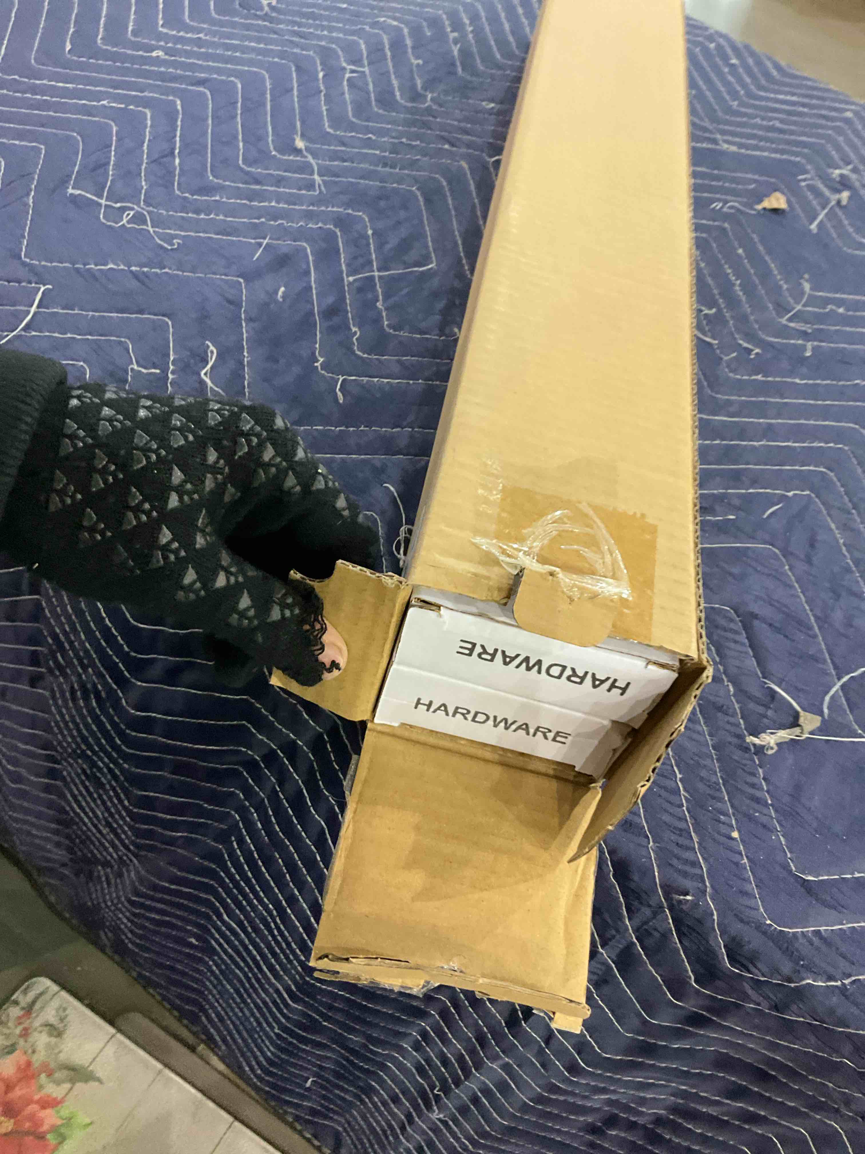 https://s3.amazonaws.com/lotting-images-prod/bidfta/EXS00841475_1705674757892.jpeg