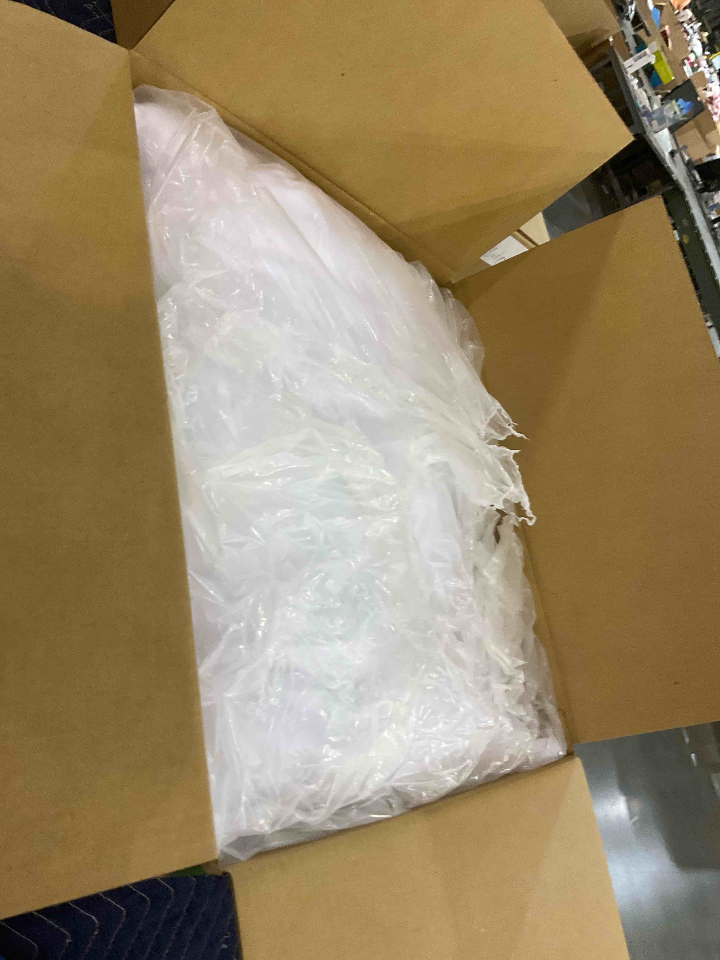 https://s3.amazonaws.com/lotting-images-prod/bidfta/EXS00841763_1705074373569.jpeg
