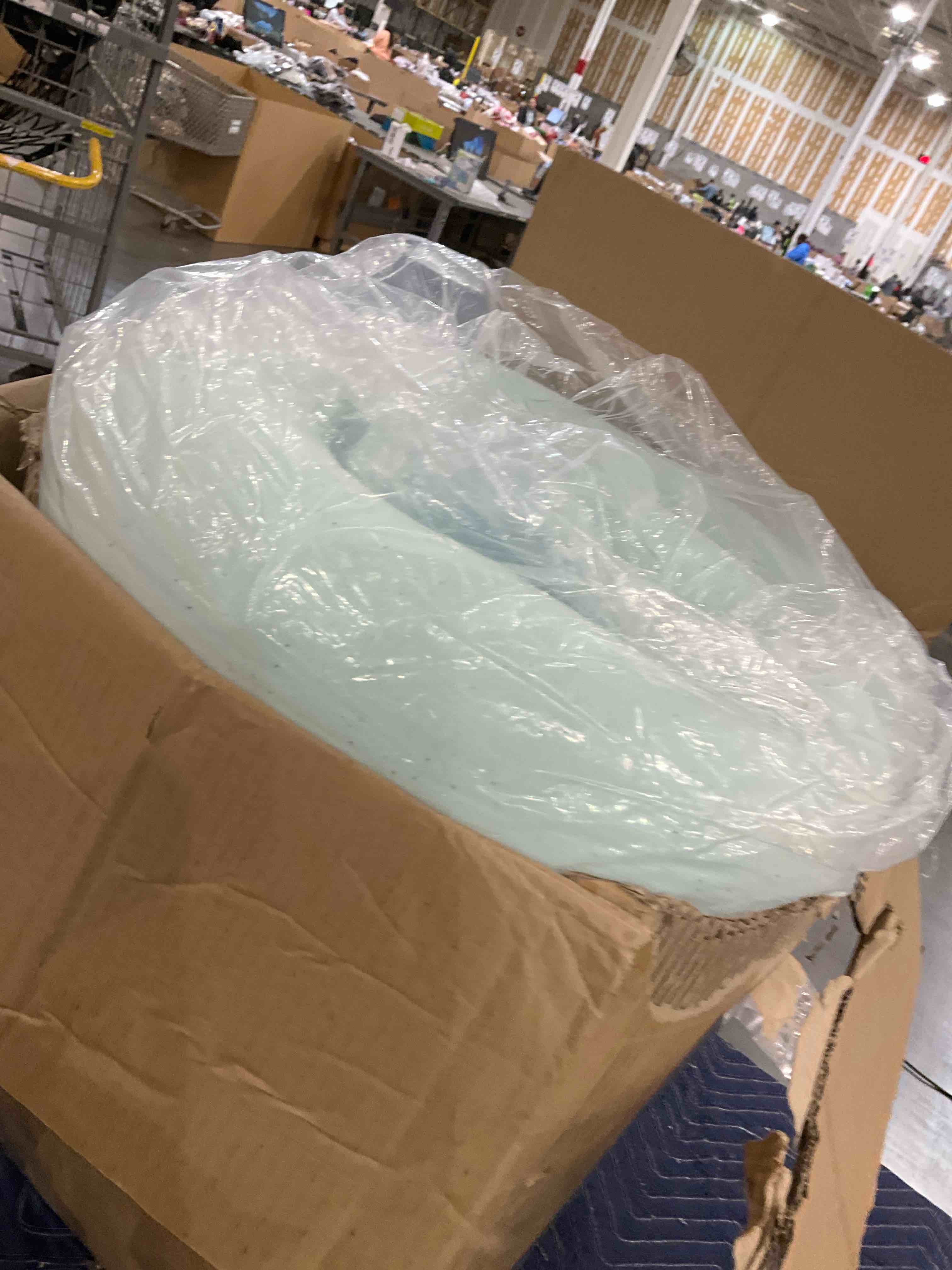 https://s3.amazonaws.com/lotting-images-prod/bidfta/EXS00841796_1705084106675.jpeg