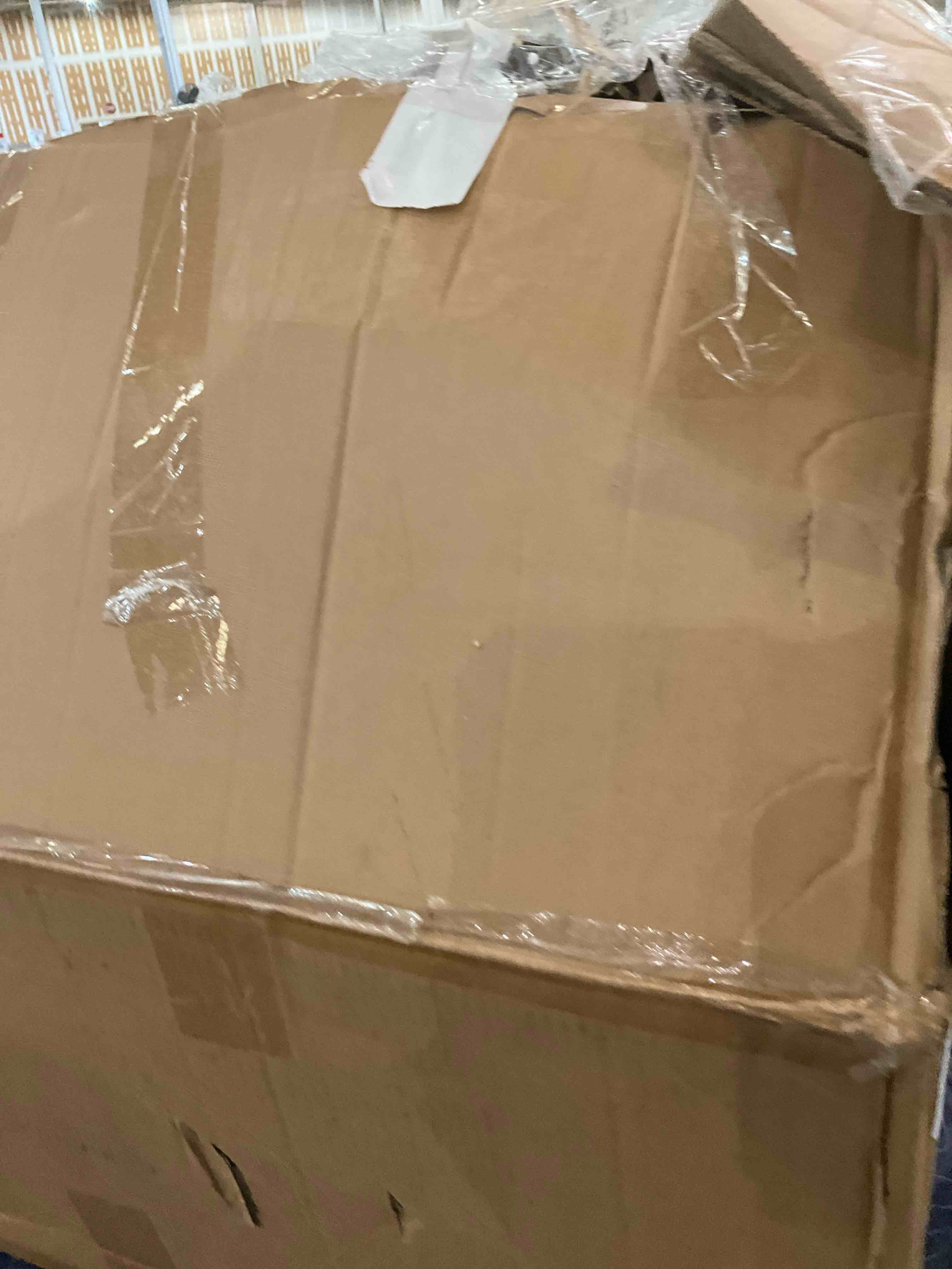 https://s3.amazonaws.com/lotting-images-prod/bidfta/EXS00843060_1702575478562.jpeg
