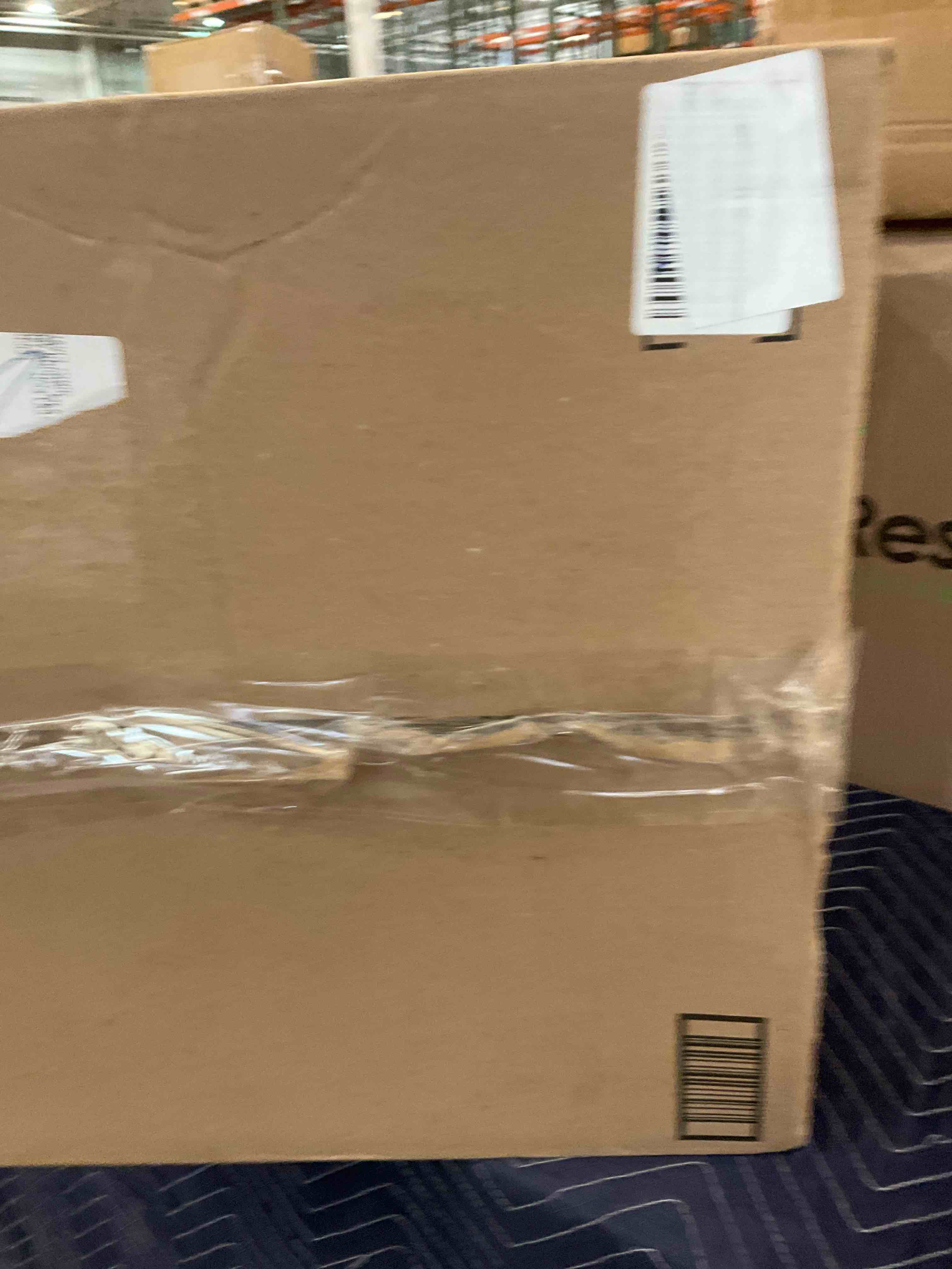 https://s3.amazonaws.com/lotting-images-prod/bidfta/EXS00843075_1702577644910.jpeg