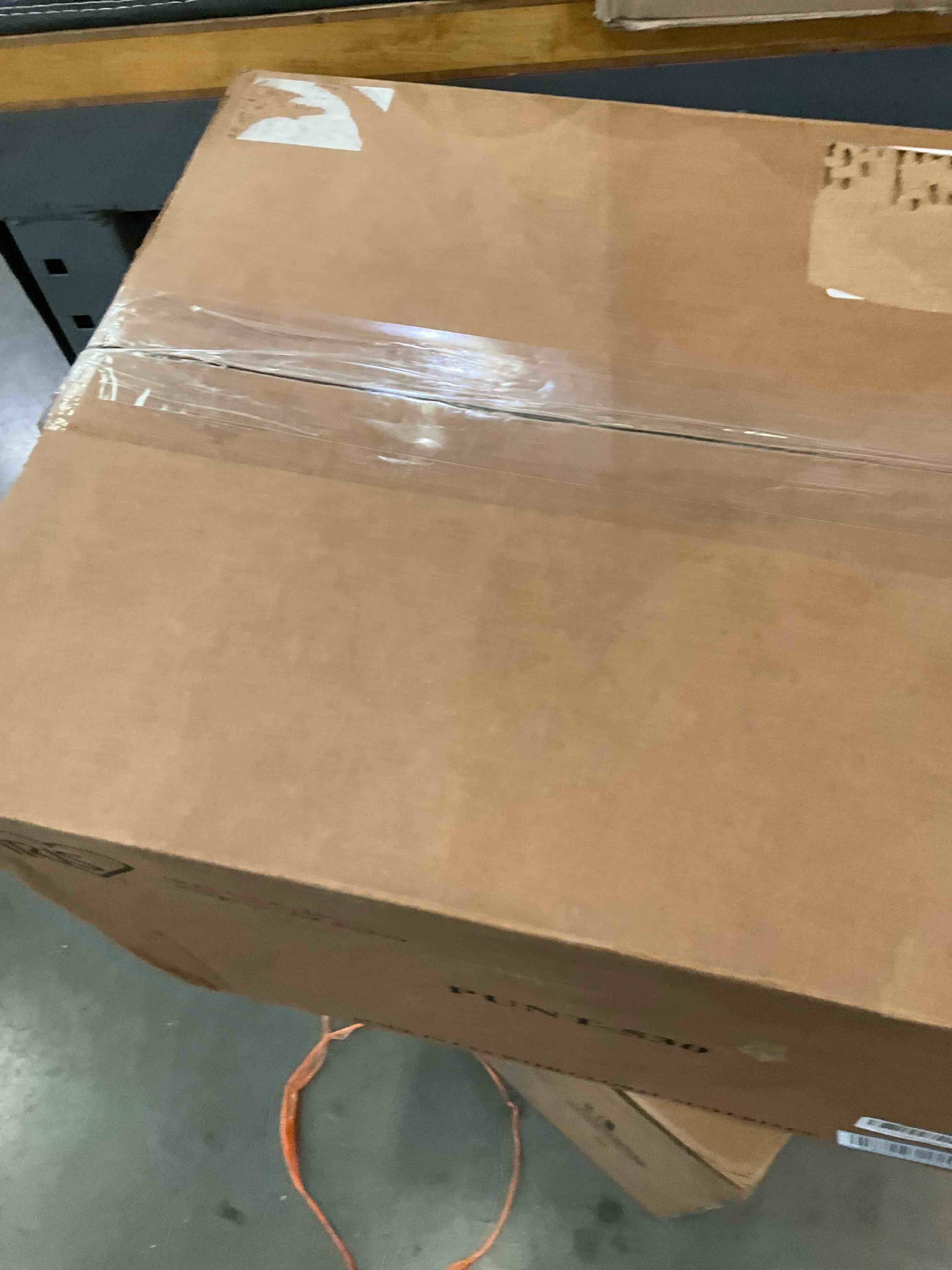 https://s3.amazonaws.com/lotting-images-prod/bidfta/EXS00843076_1702577714297.jpeg