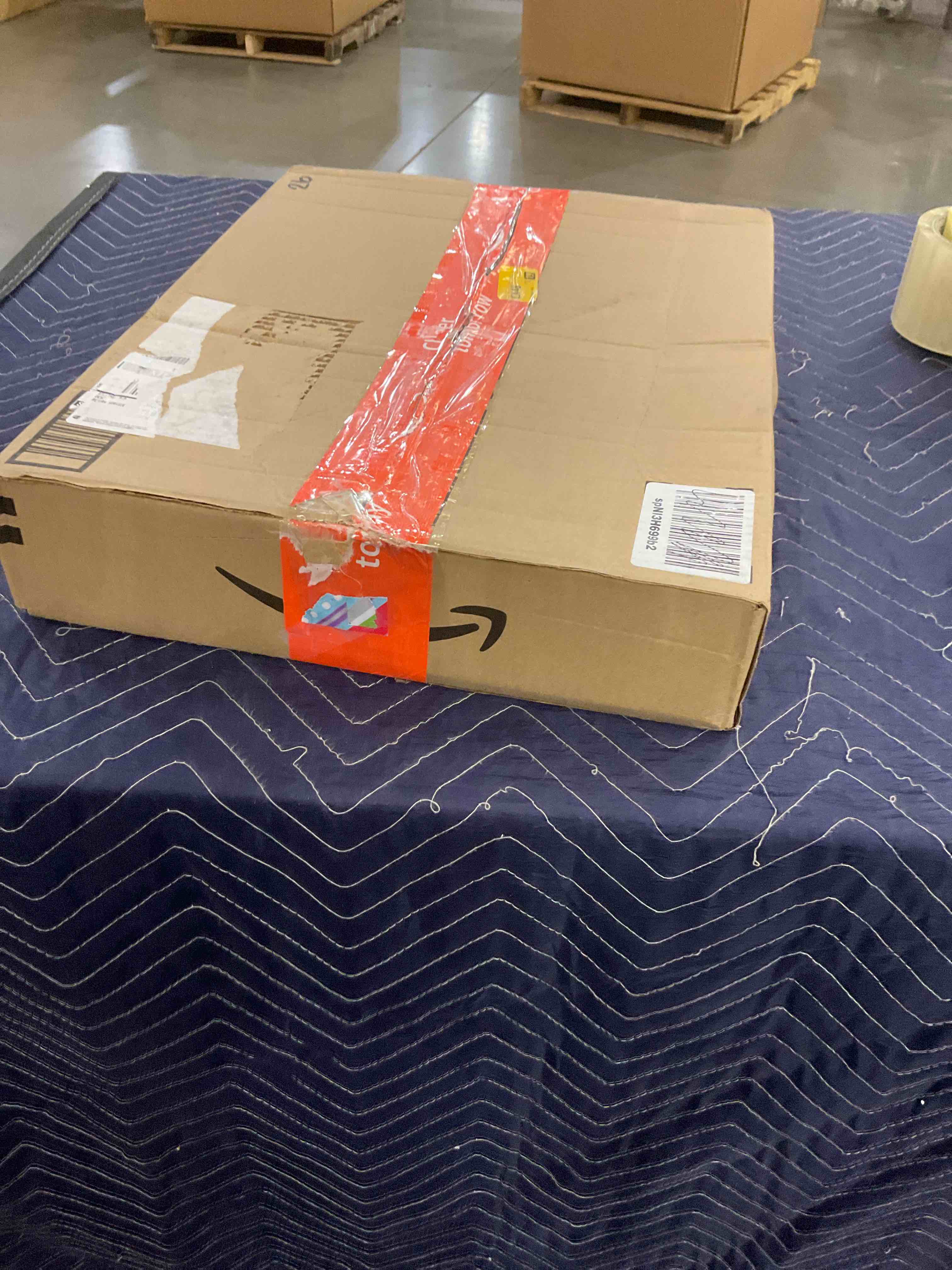 https://s3.amazonaws.com/lotting-images-prod/bidfta/EXS00843238_1704816180783.jpeg