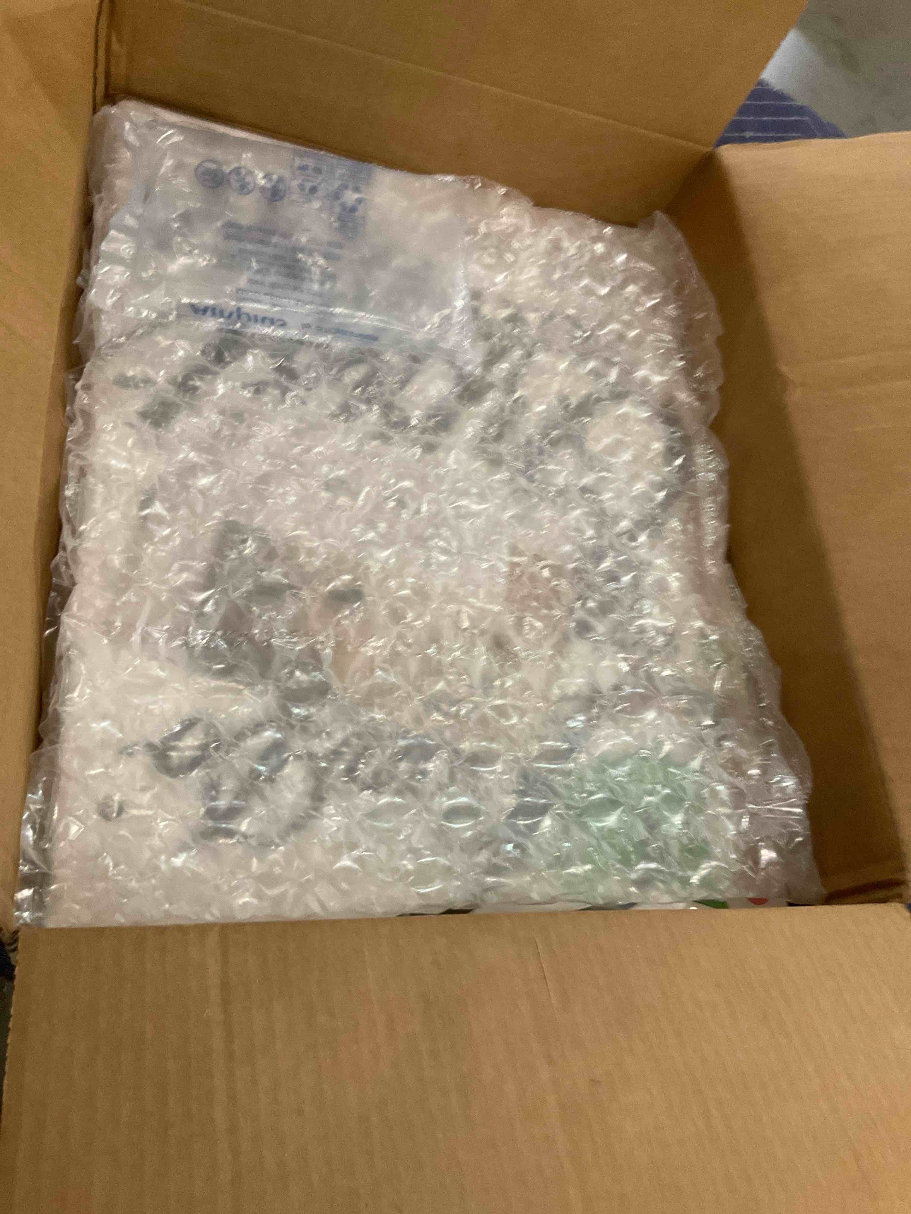 https://s3.amazonaws.com/lotting-images-prod/bidfta/EXS00843238_1704816214530.jpeg