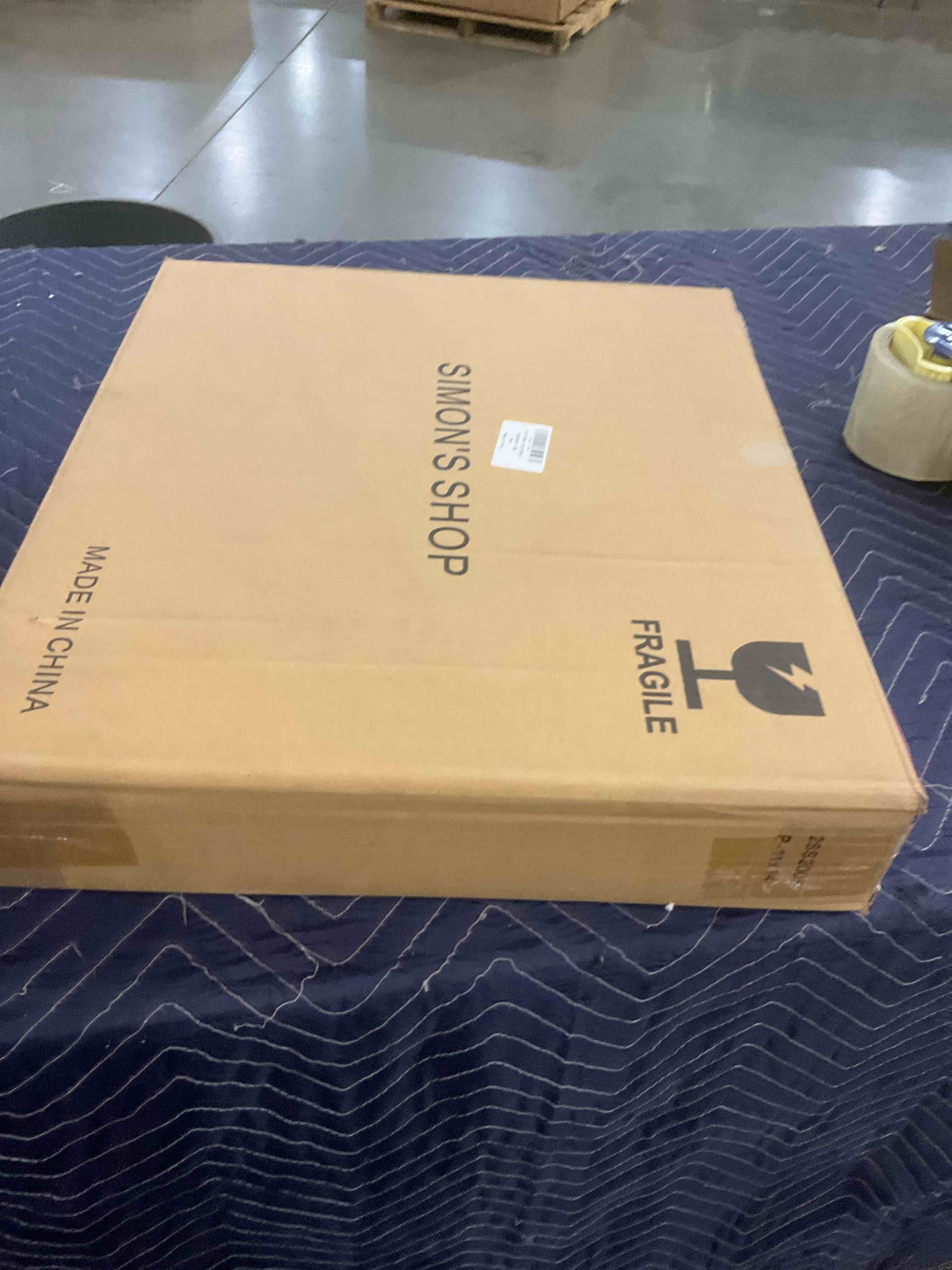 https://s3.amazonaws.com/lotting-images-prod/bidfta/EXS00843376_1704909124365.jpeg