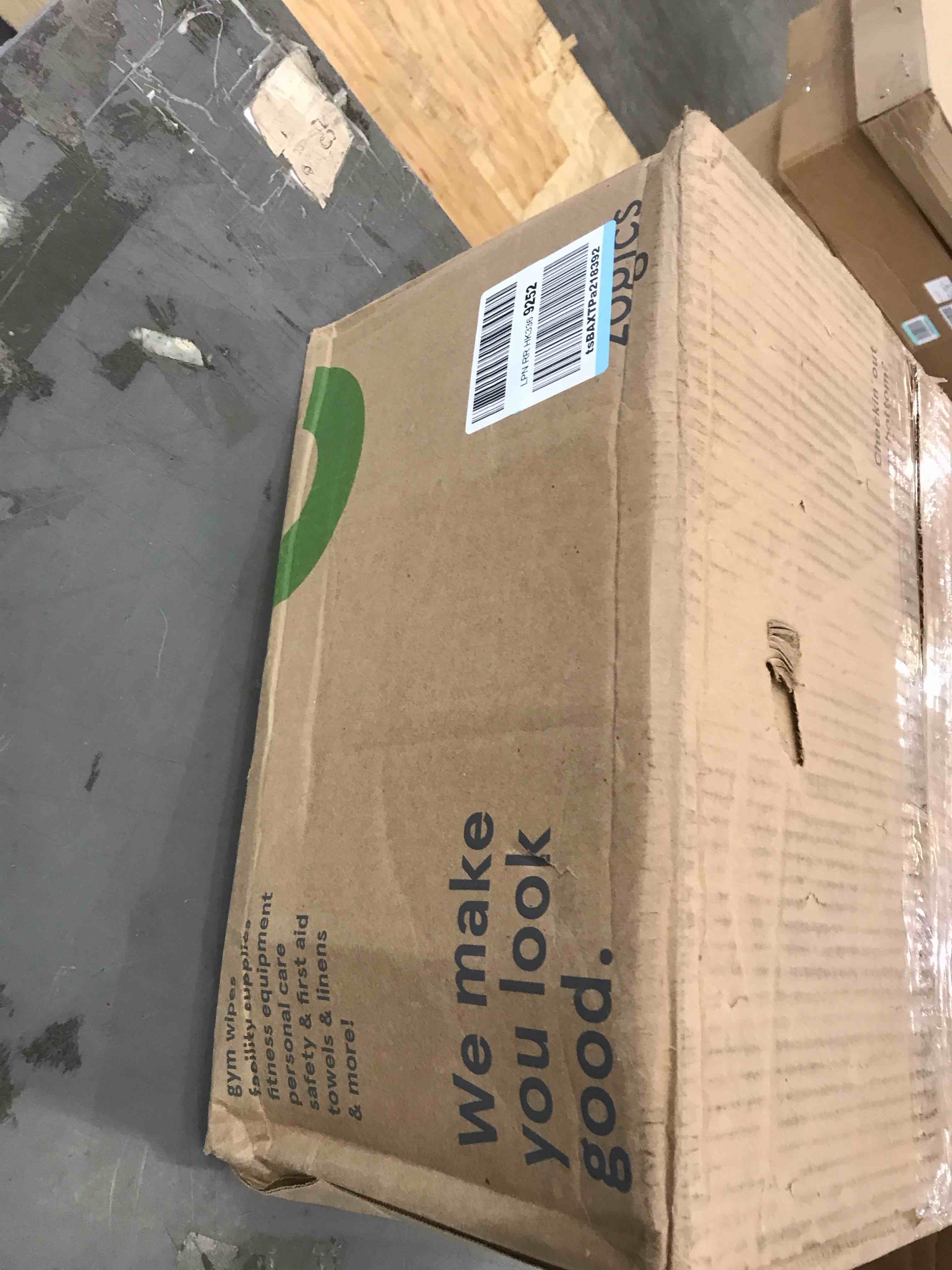 https://s3.amazonaws.com/lotting-images-prod/bidfta/EXS00843713_1701716208443.jpeg