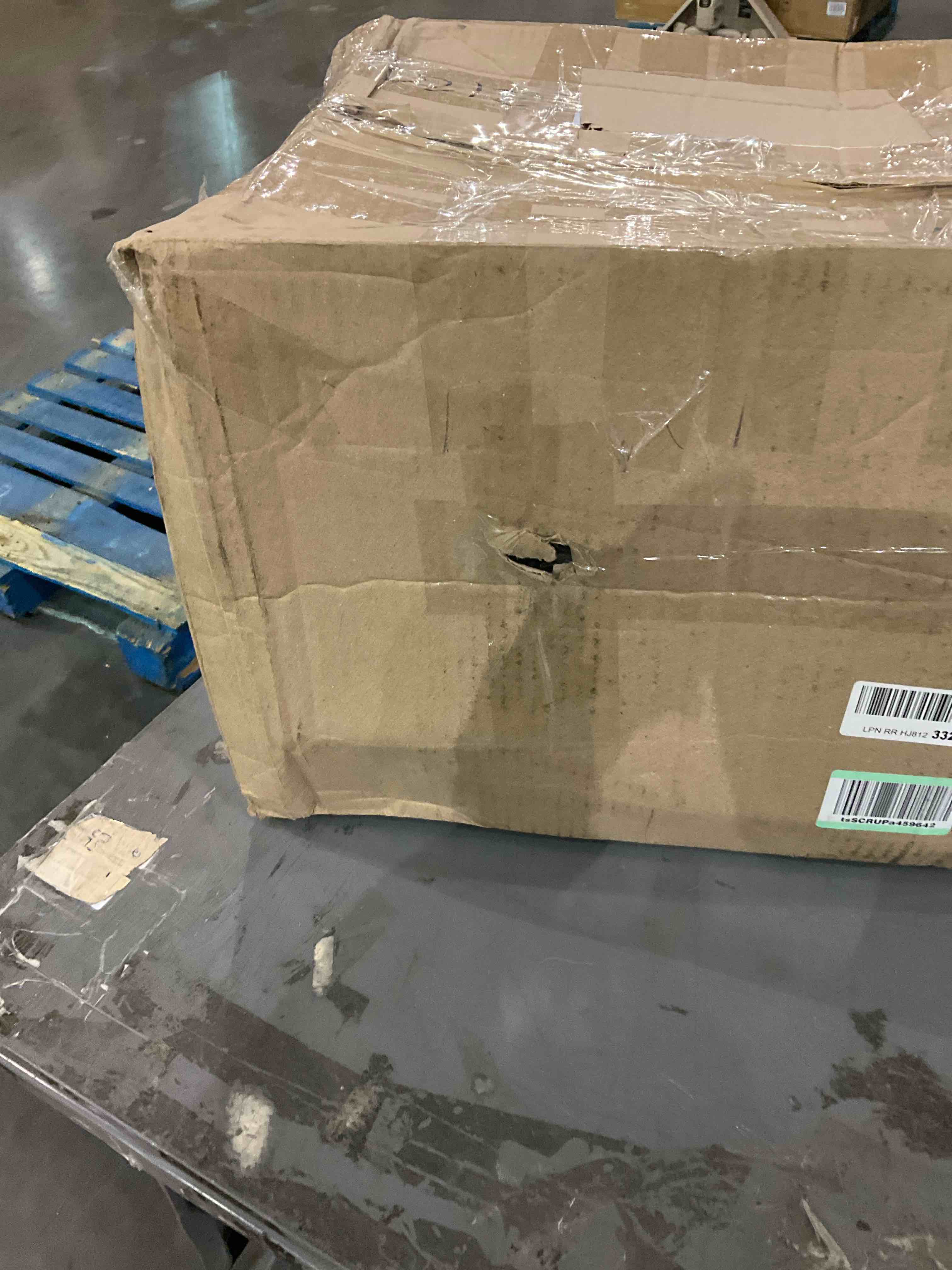 https://s3.amazonaws.com/lotting-images-prod/bidfta/EXS00843994_1701910438539.jpeg