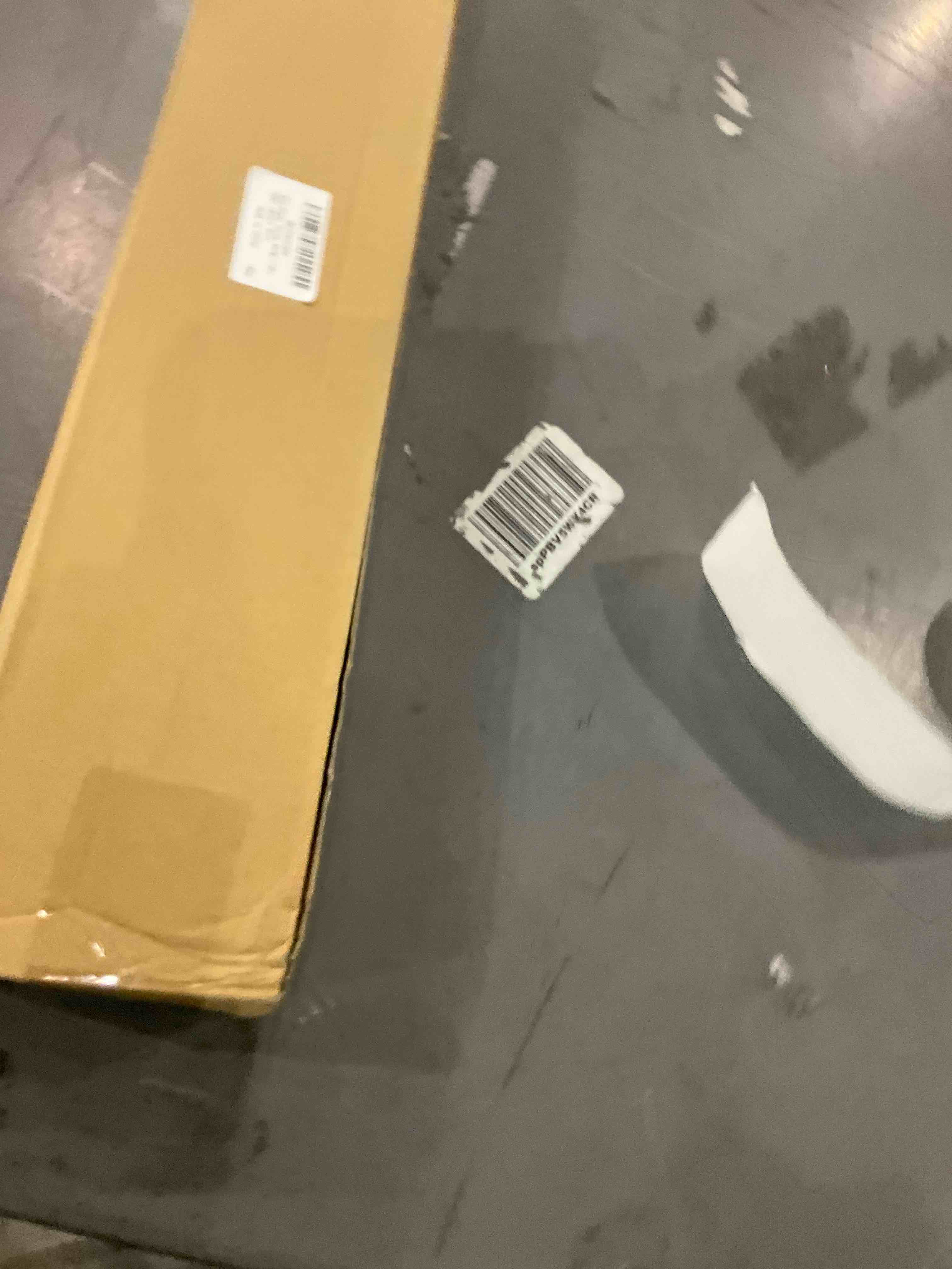 https://s3.amazonaws.com/lotting-images-prod/bidfta/EXS00843995_1701910512063.jpeg