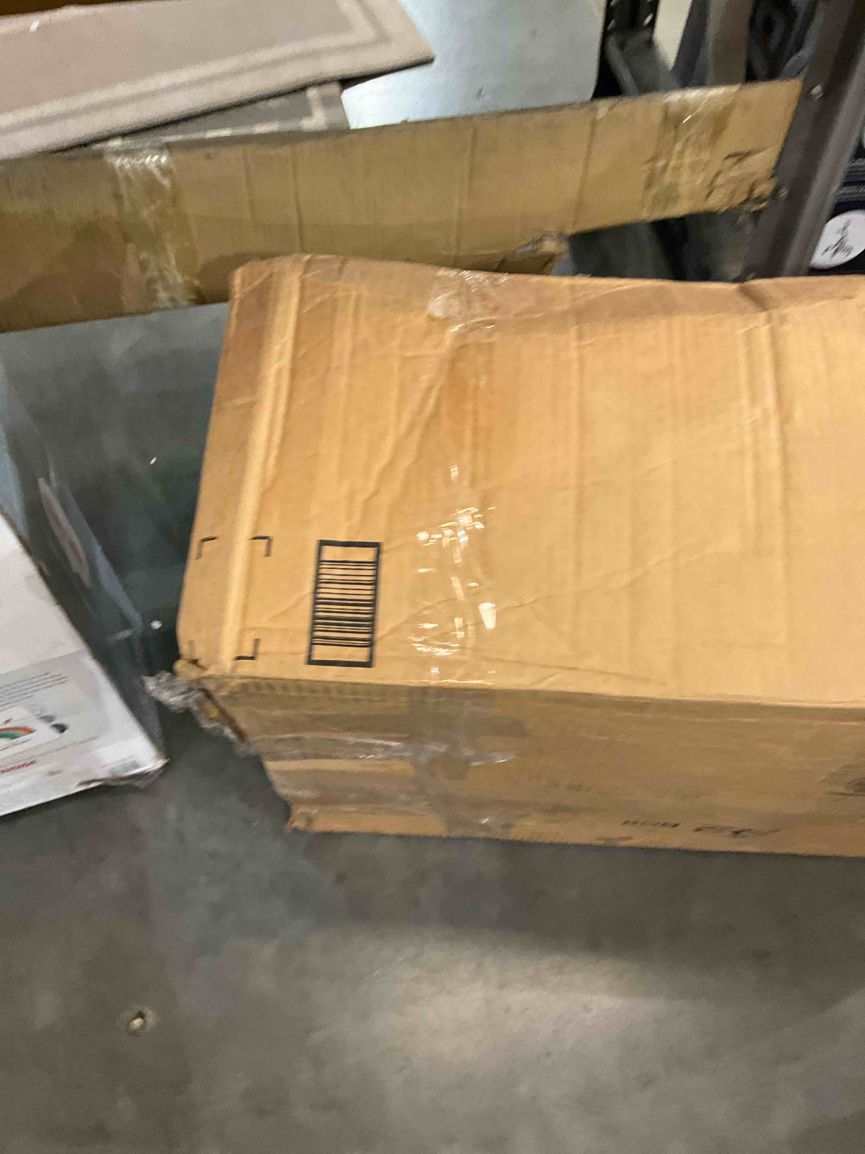 https://s3.amazonaws.com/lotting-images-prod/bidfta/EXS00843998_1701971025815.jpeg