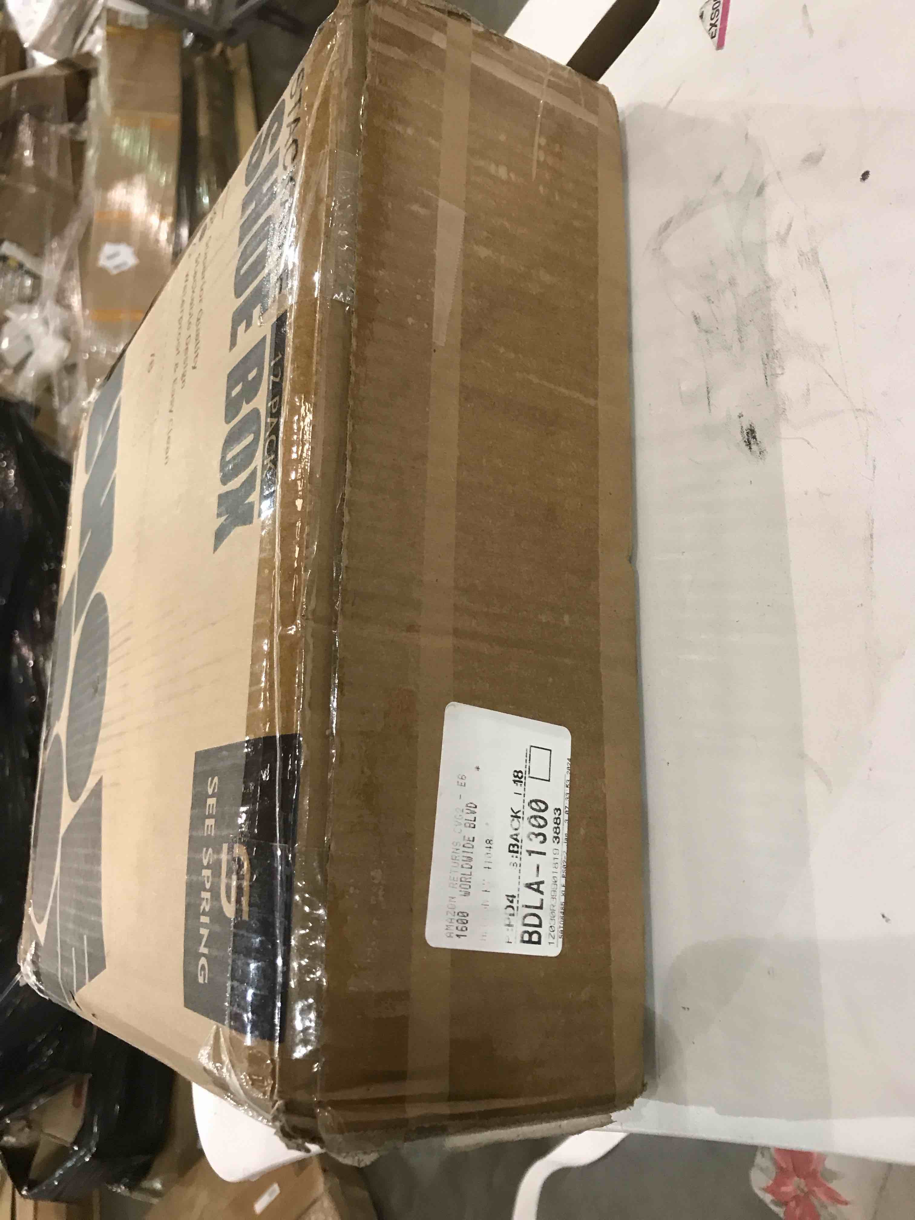 https://s3.amazonaws.com/lotting-images-prod/bidfta/EXS00844374_1706038540492.jpeg