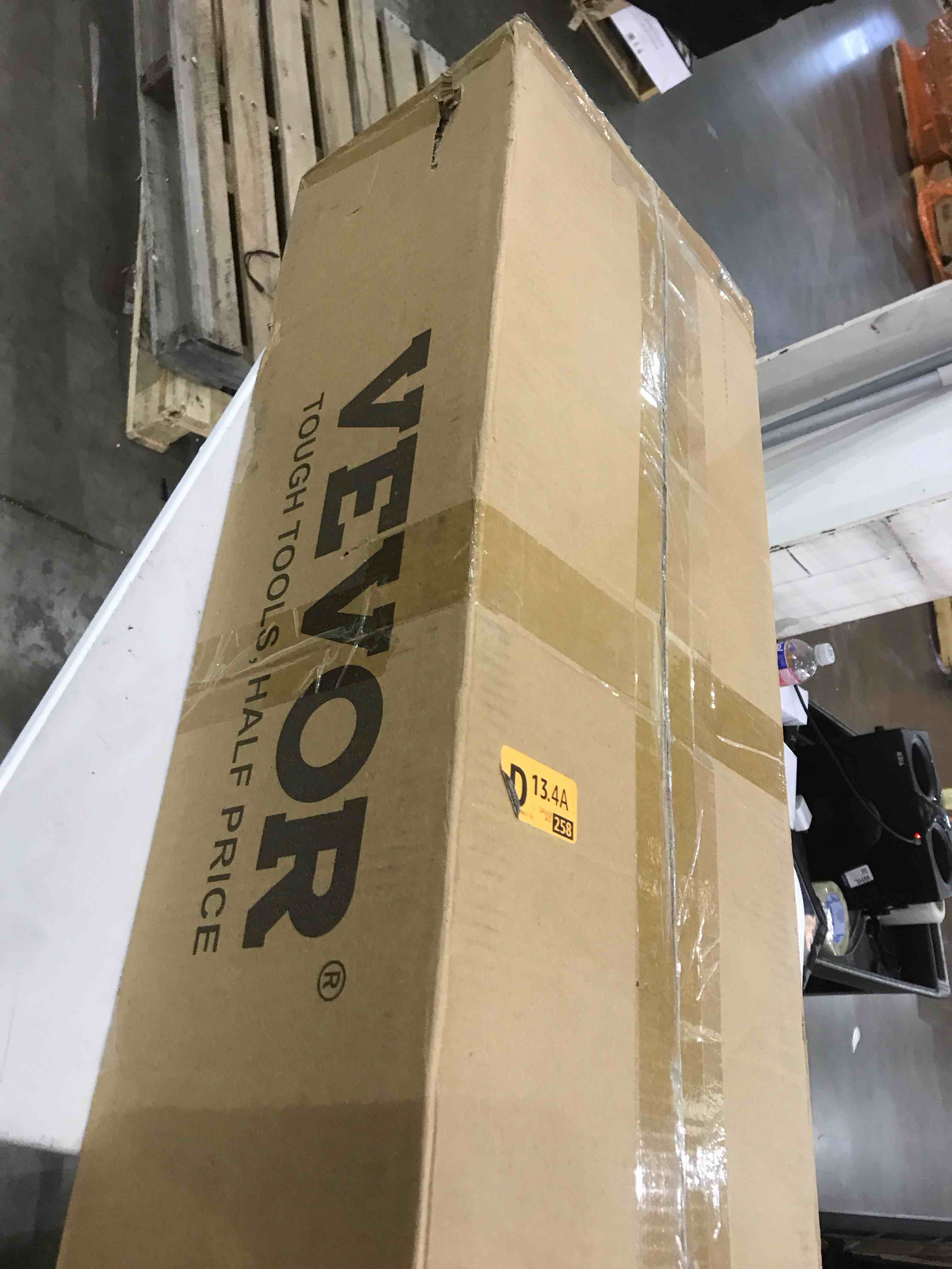https://s3.amazonaws.com/lotting-images-prod/bidfta/EXS00844378_1706038321311.jpeg