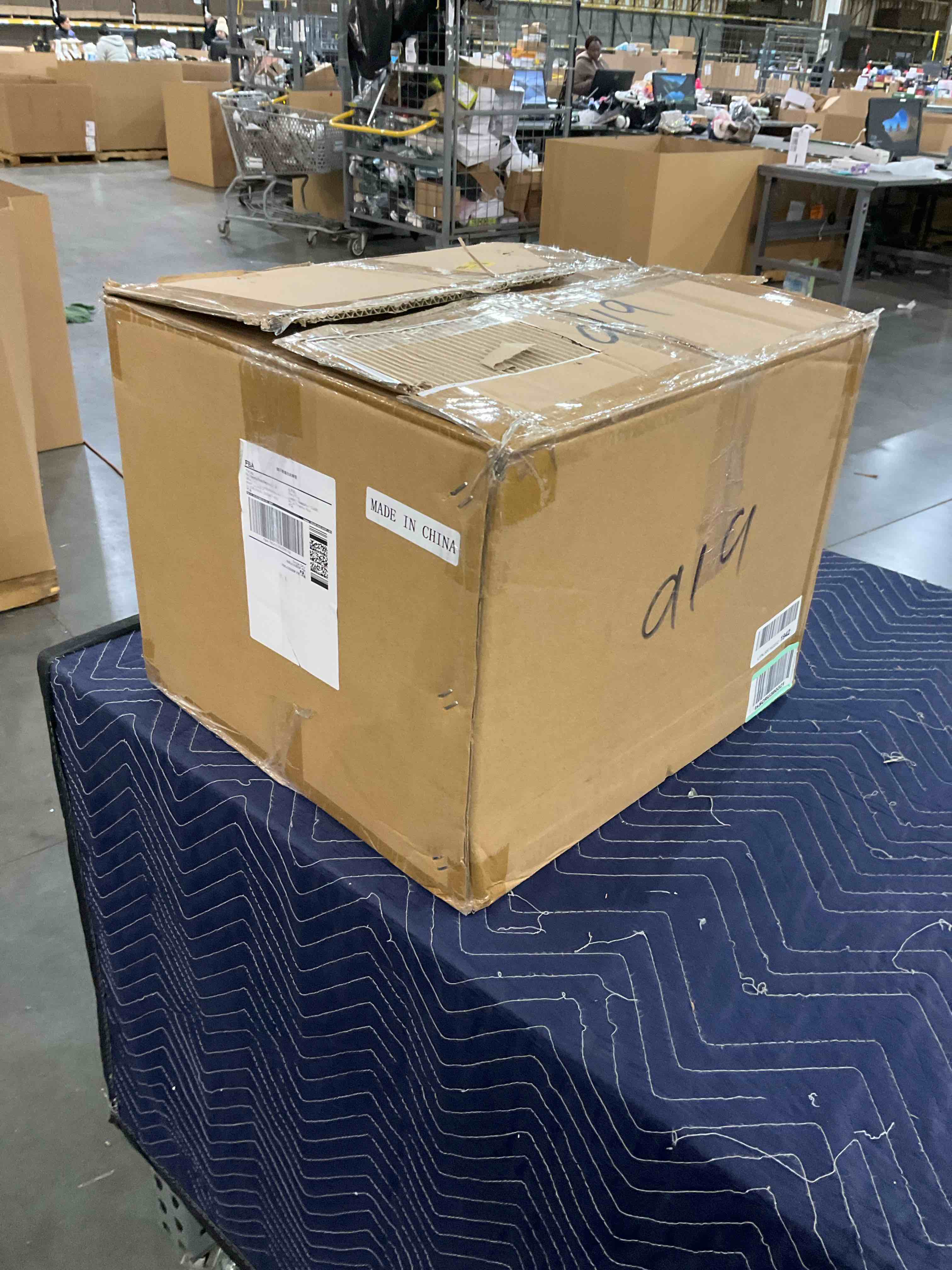 https://s3.amazonaws.com/lotting-images-prod/bidfta/EXS00844669_1704722386031.jpeg