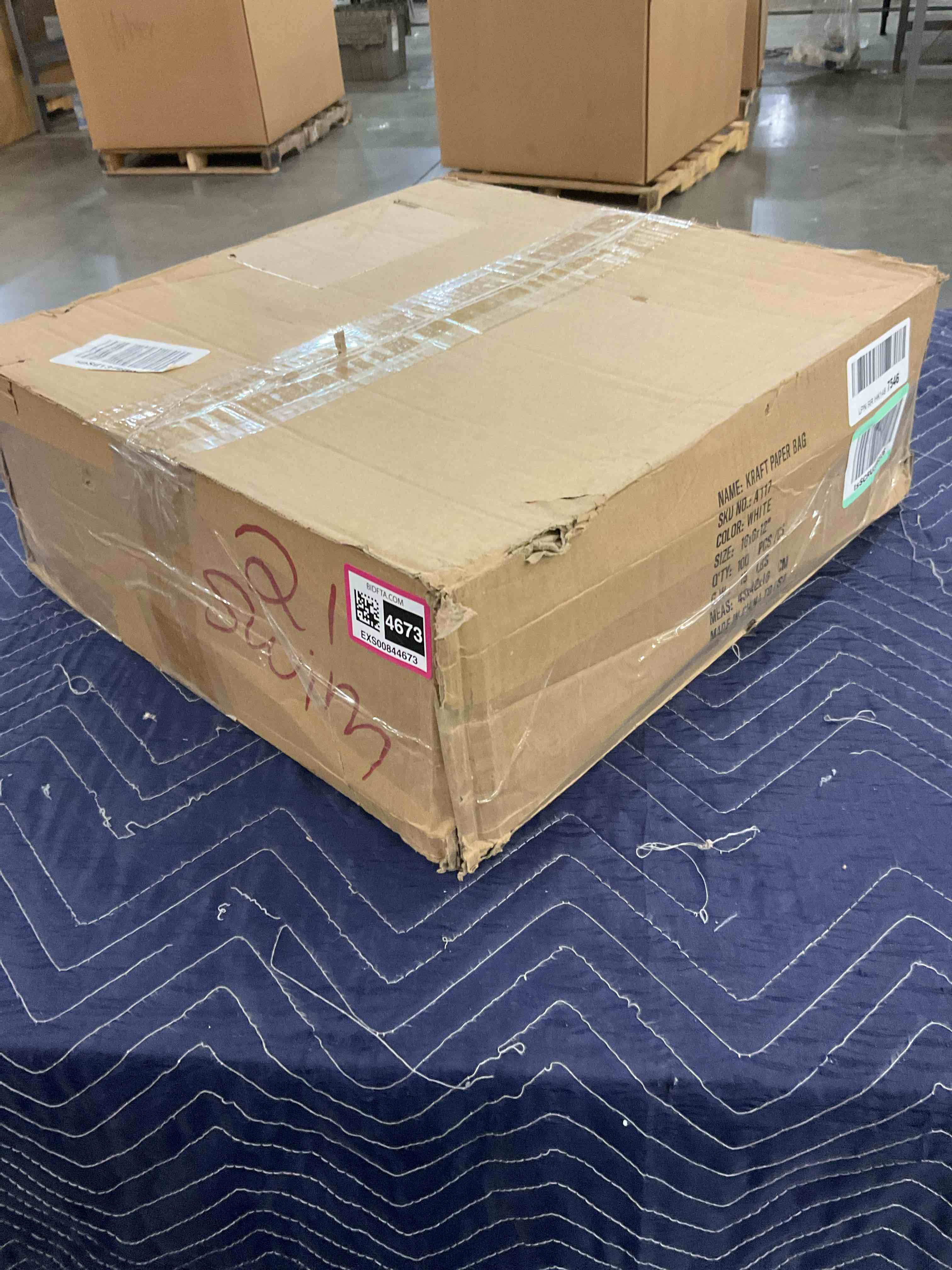 https://s3.amazonaws.com/lotting-images-prod/bidfta/EXS00844673_1704724904968.jpeg