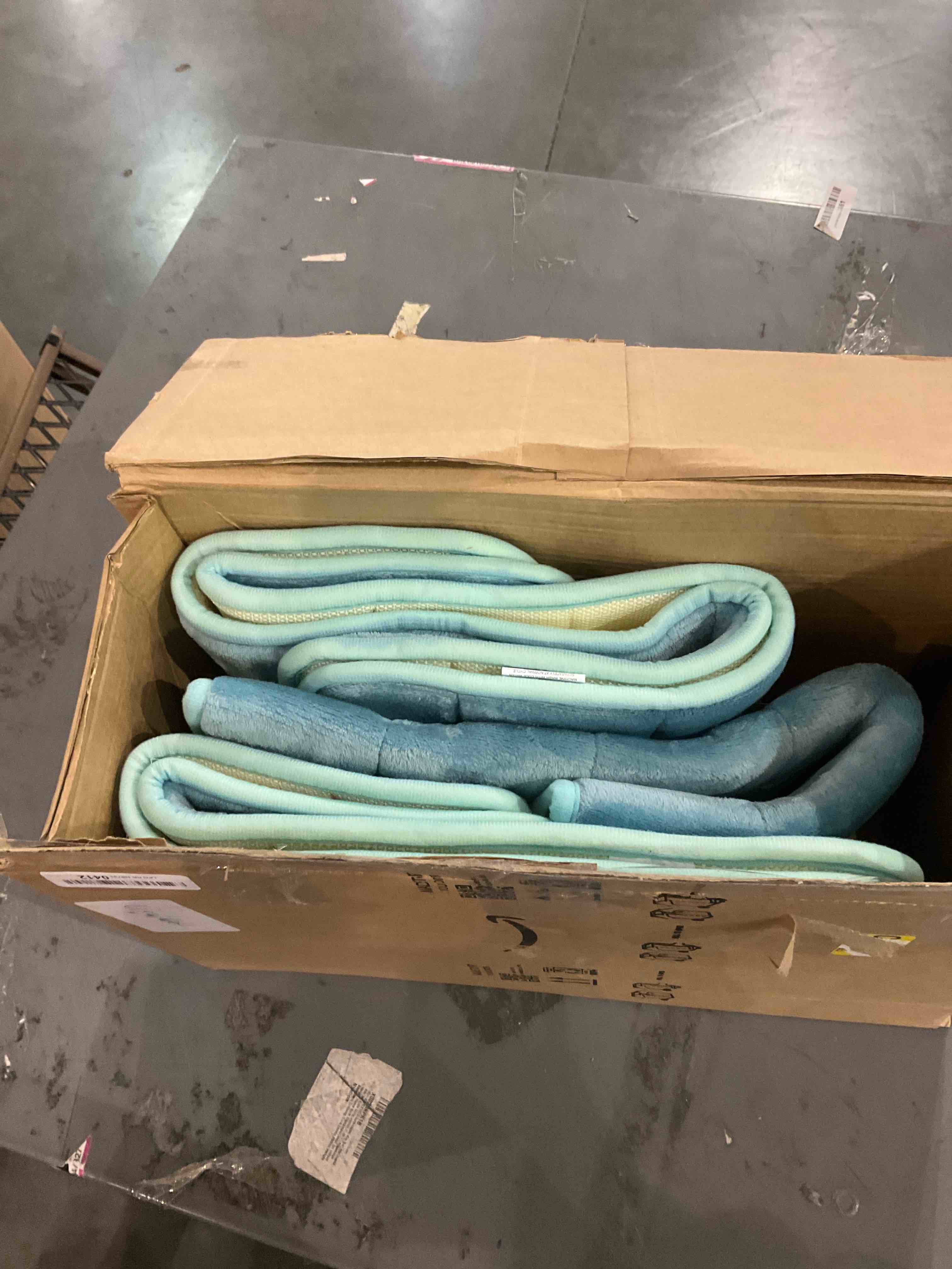 BSAOUTZ Bathroom Rugs, Light Blue Memory Foam Bath Mat Set, Absorbent Non-Slip, Fast Drying Machine Washable Bathroom Carpet Set 3 Piece for Bath Room Tub Shower