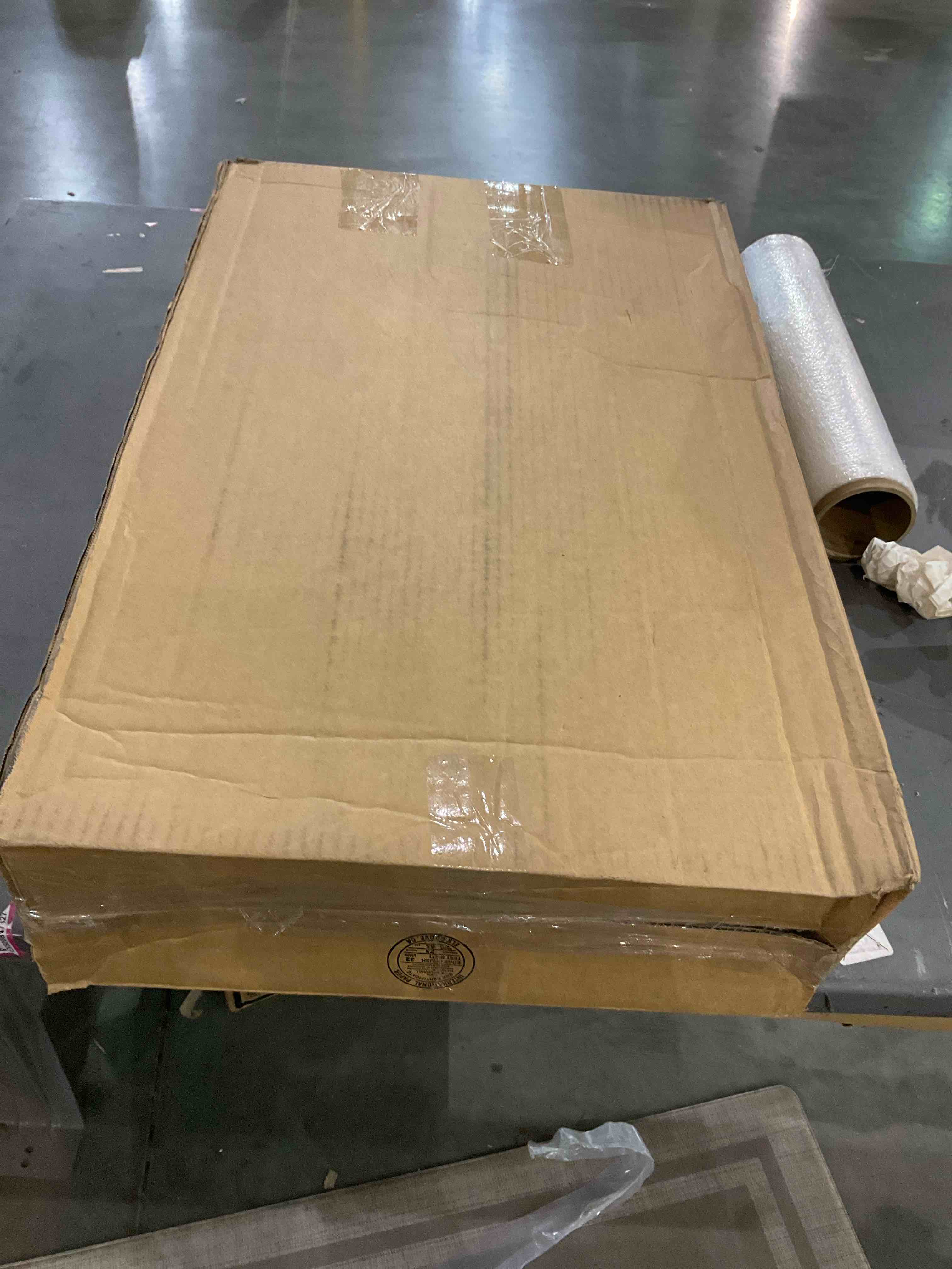 https://s3.amazonaws.com/lotting-images-prod/bidfta/EXS00844865_1705597053093.jpeg
