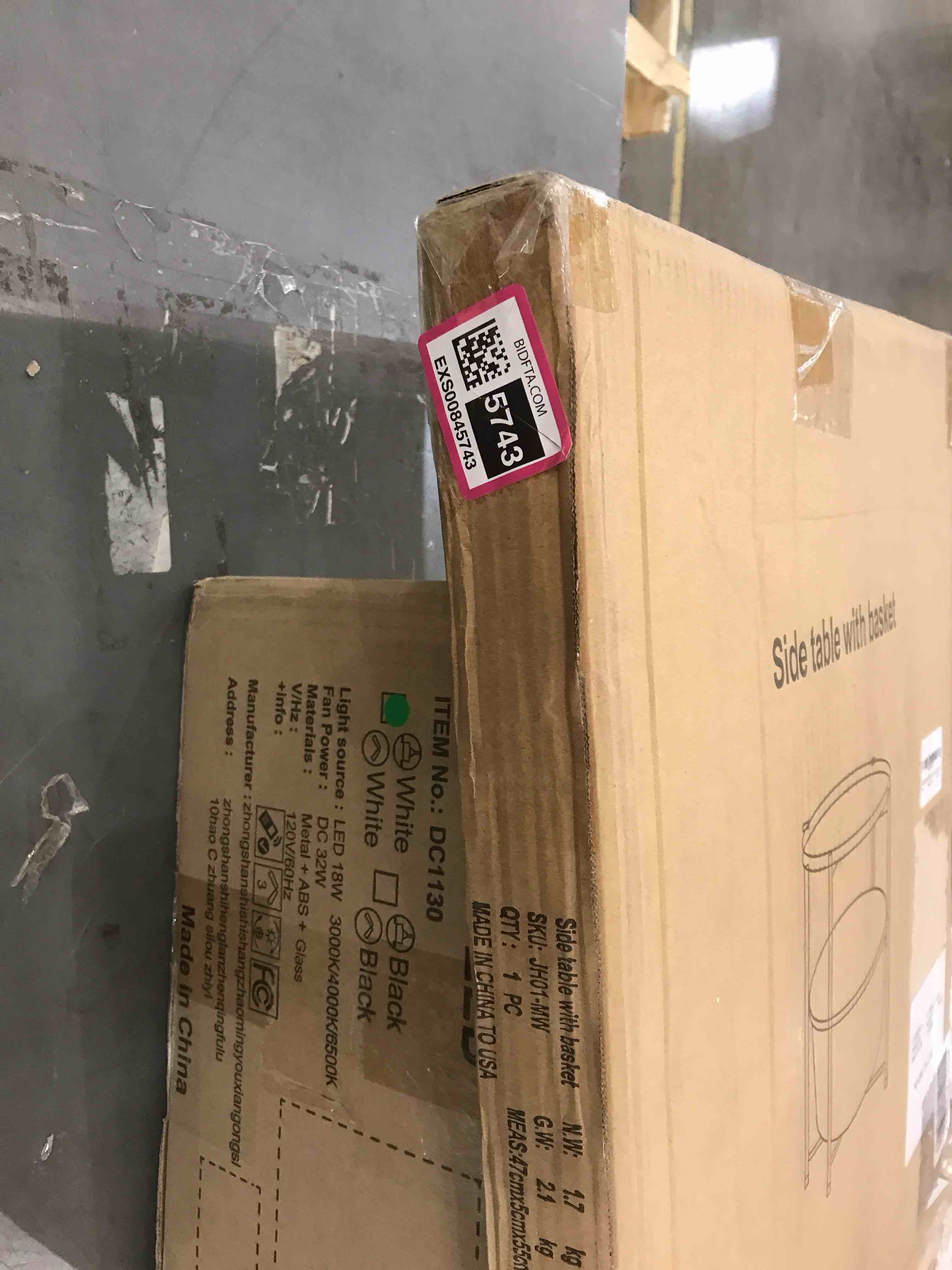 https://s3.amazonaws.com/lotting-images-prod/bidfta/EXS00845743_1702576159883.jpeg