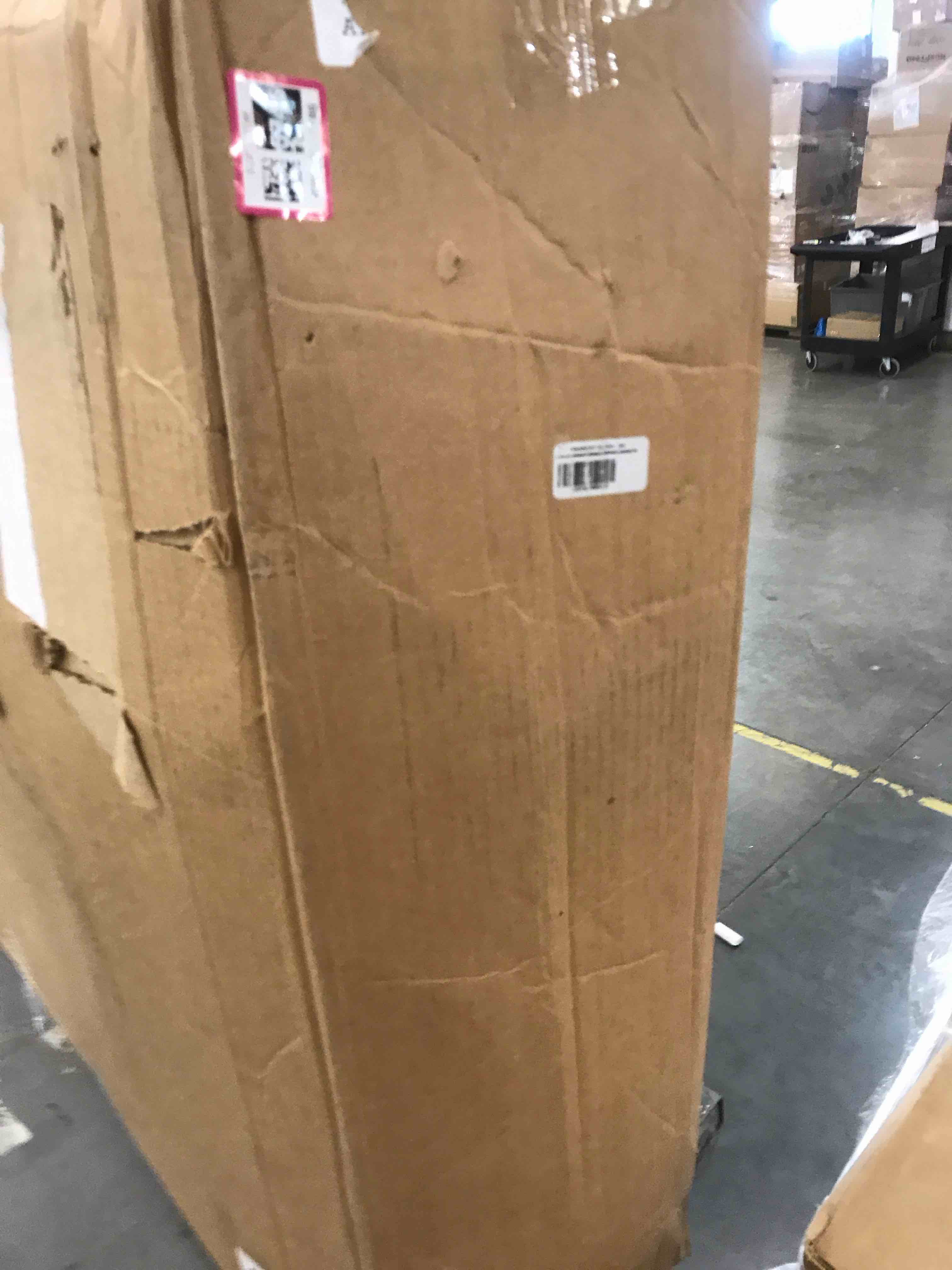 https://s3.amazonaws.com/lotting-images-prod/bidfta/EXS00845746_1702575438048.jpeg