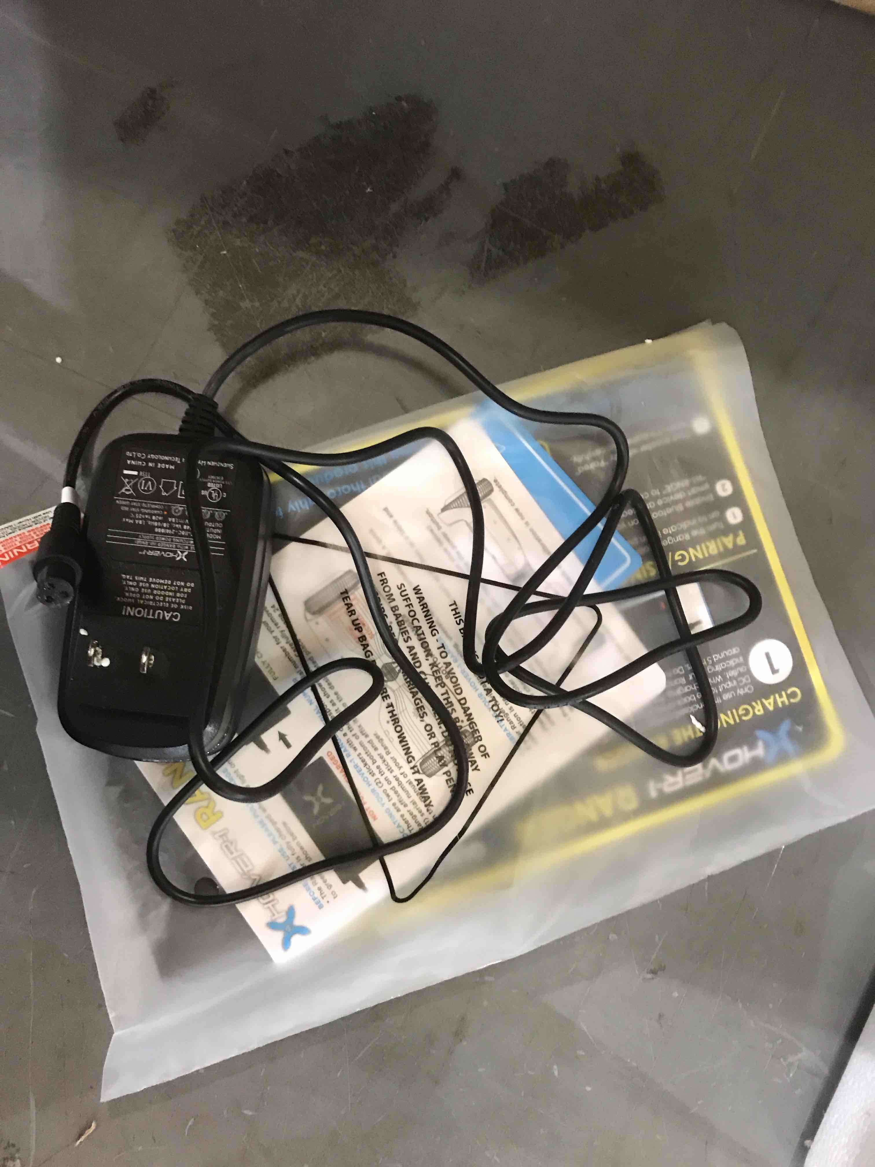 https://s3.amazonaws.com/lotting-images-prod/bidfta/EXS00845757_1702577472005.jpeg