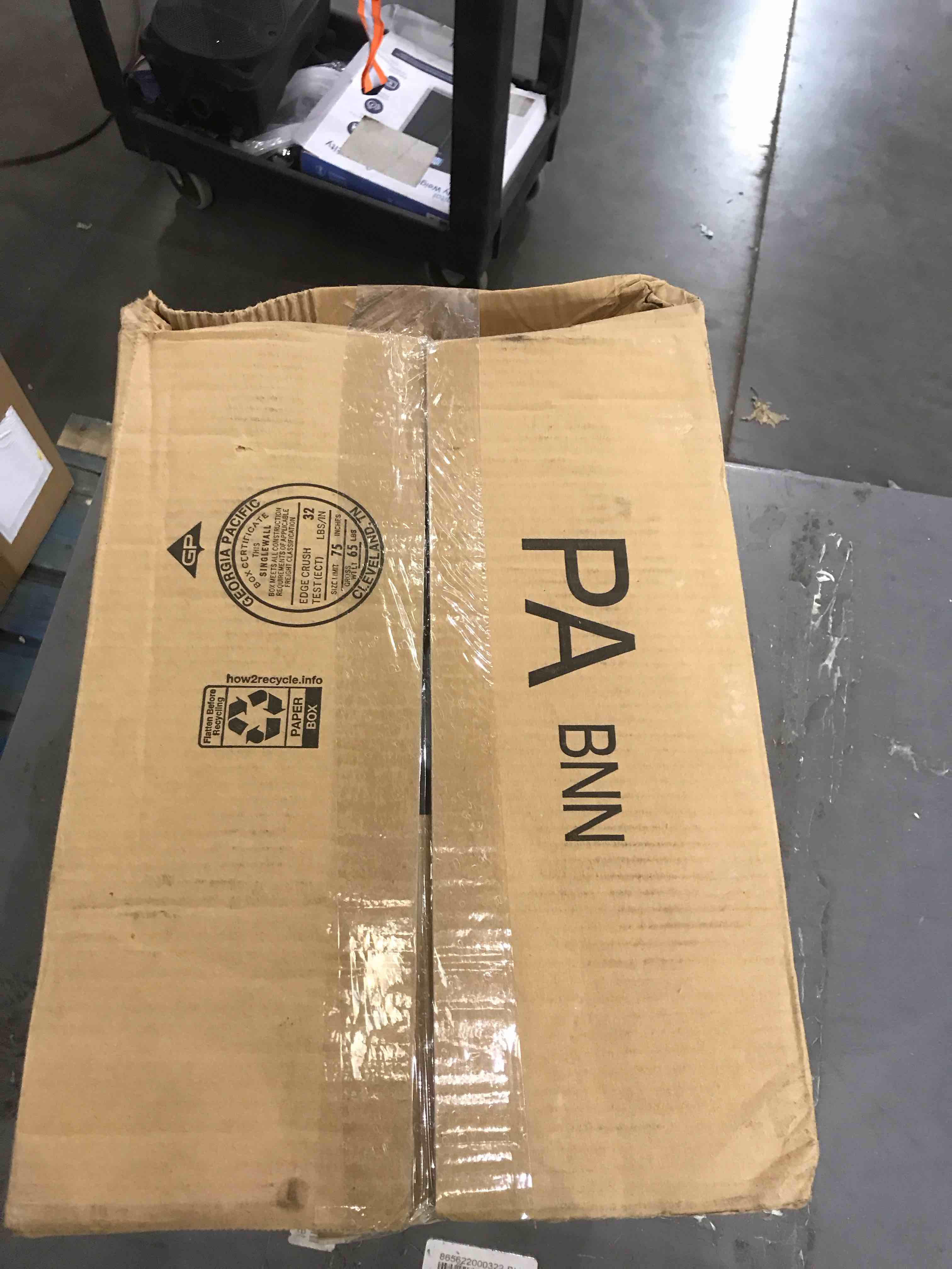 https://s3.amazonaws.com/lotting-images-prod/bidfta/EXS00845812_1702650515183.jpeg