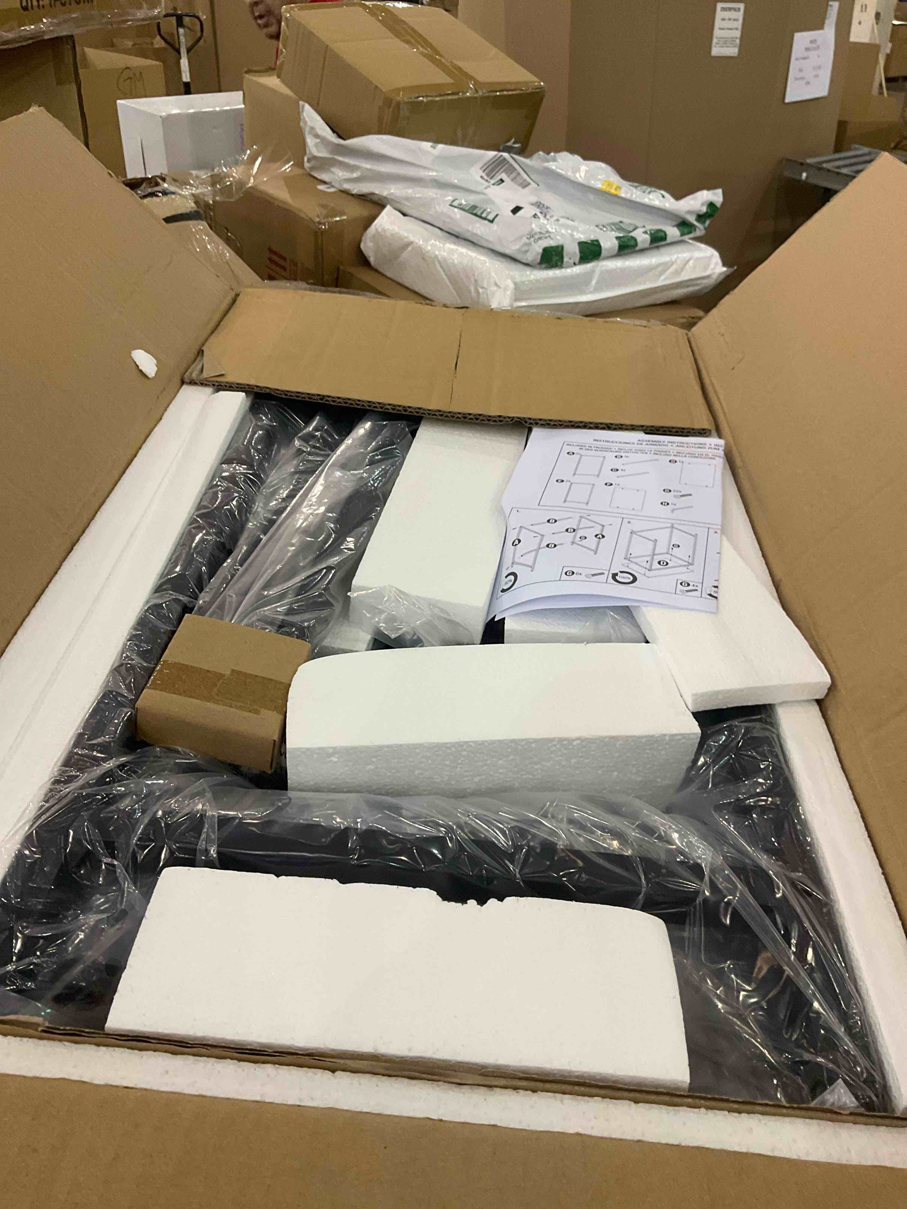 https://s3.amazonaws.com/lotting-images-prod/bidfta/EXS00846080_1704822522009.jpeg