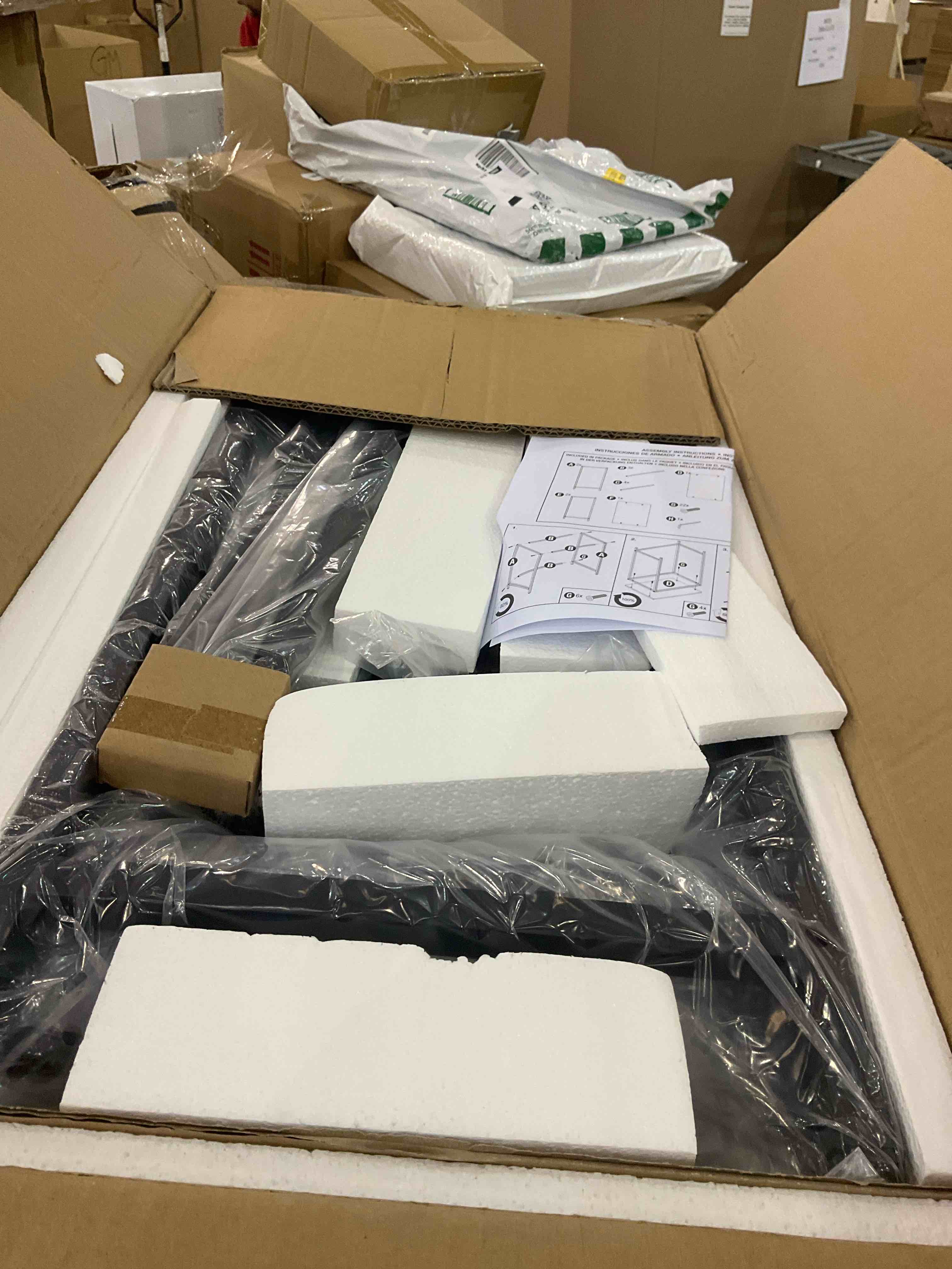 https://s3.amazonaws.com/lotting-images-prod/bidfta/EXS00846080_1704822522970.jpeg