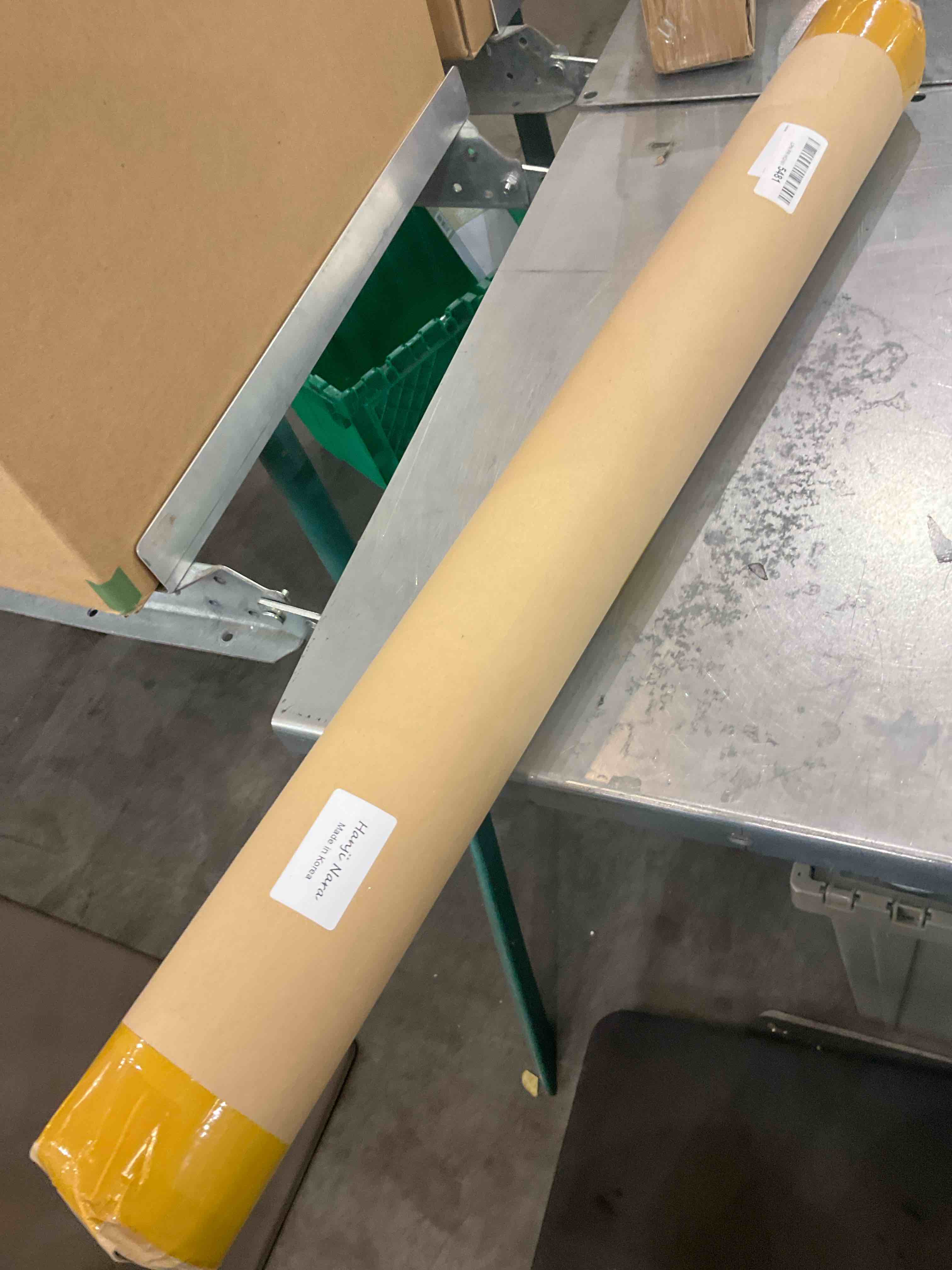 https://s3.amazonaws.com/lotting-images-prod/bidfta/EXS00846397_1704997826980.jpeg
