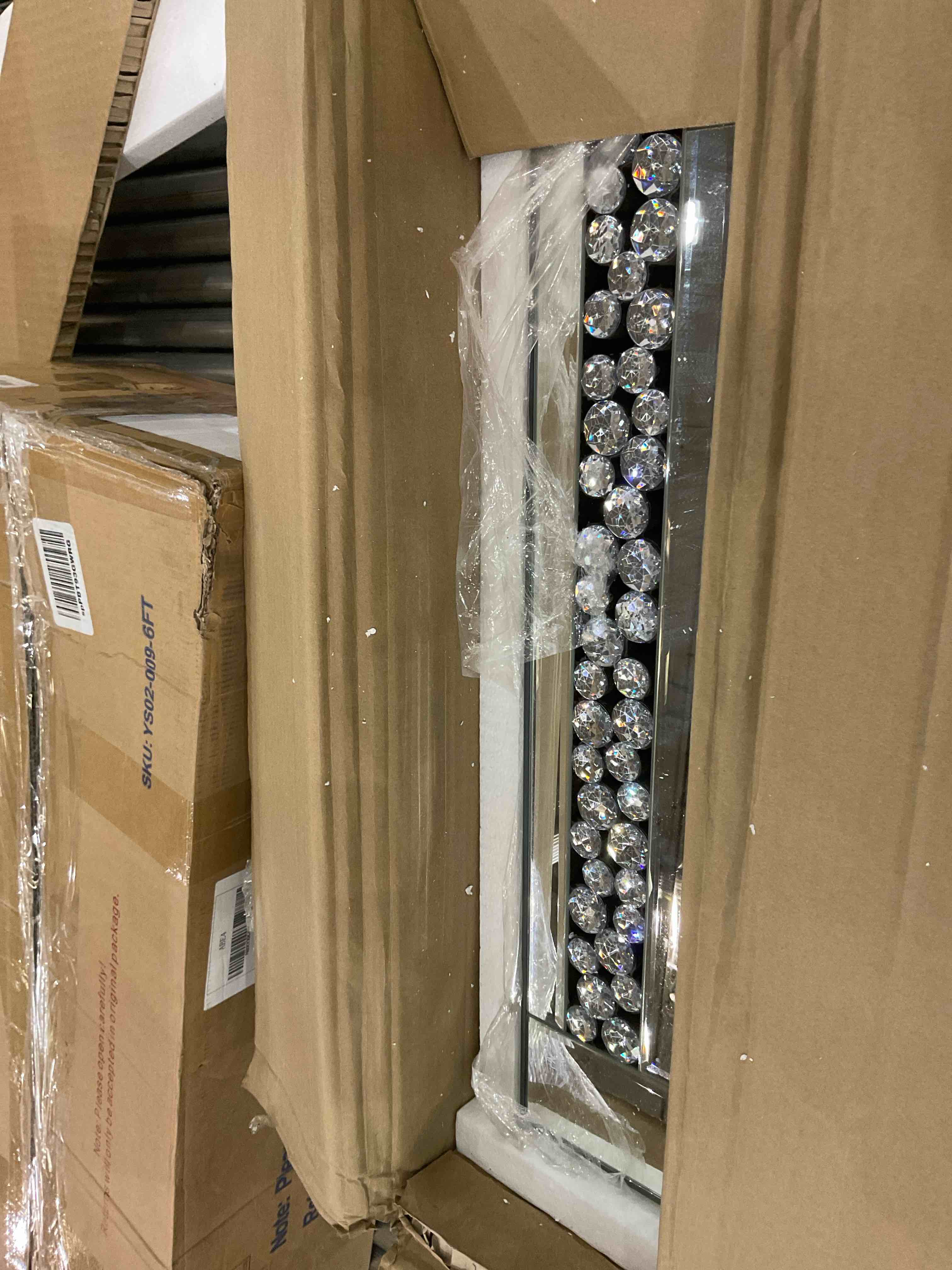 https://s3.amazonaws.com/lotting-images-prod/bidfta/EXS00846513_1704730104806.jpeg
