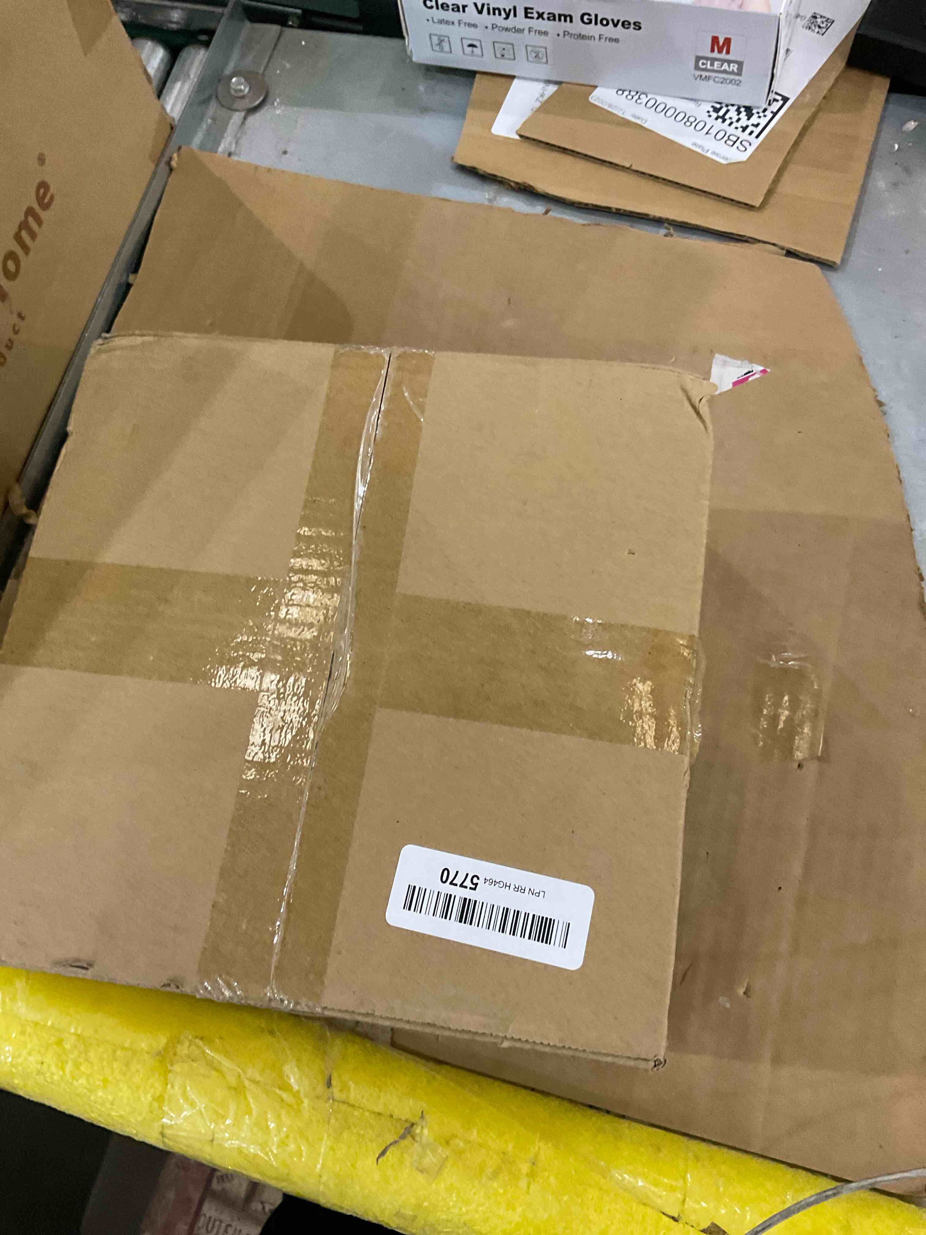 https://s3.amazonaws.com/lotting-images-prod/bidfta/EXS00846544_1704739982462.jpeg